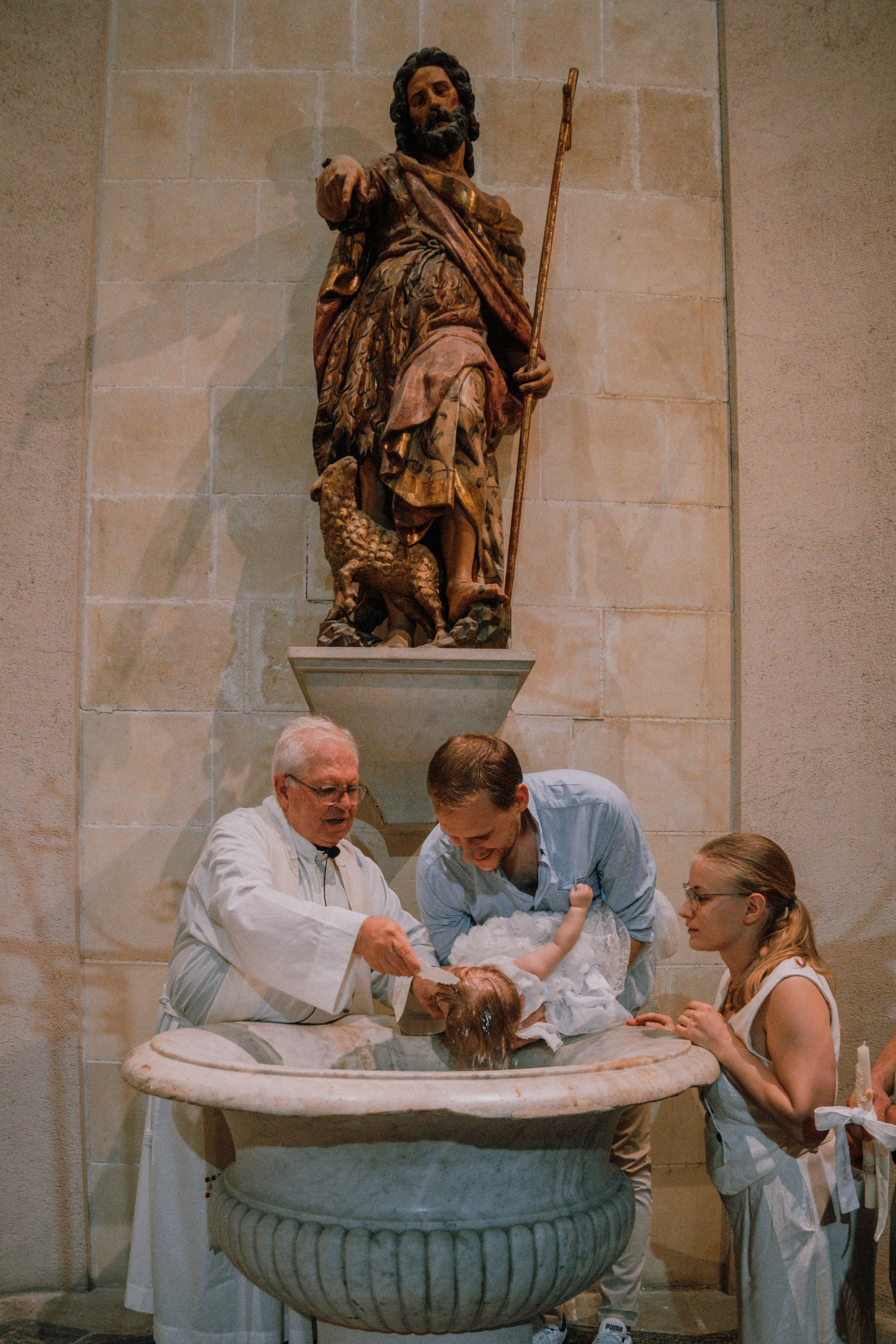 Bautizo. Fotografía profesional en Calafell - Elena Medvedeva