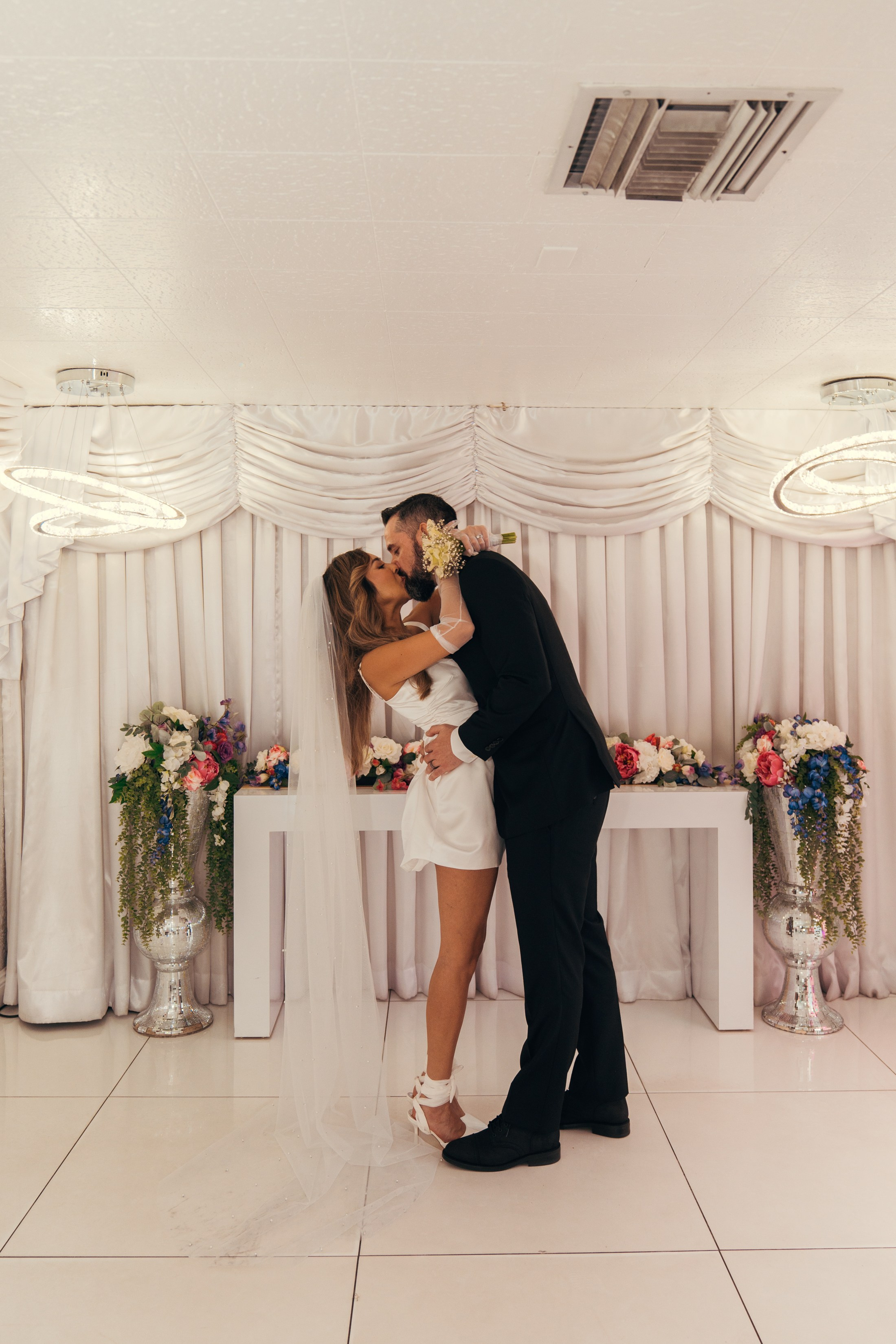 Ryan&Vanessa. 10.6.24. Wedding & elopement photographer Viktoriya Kravtsov. Las Vegas