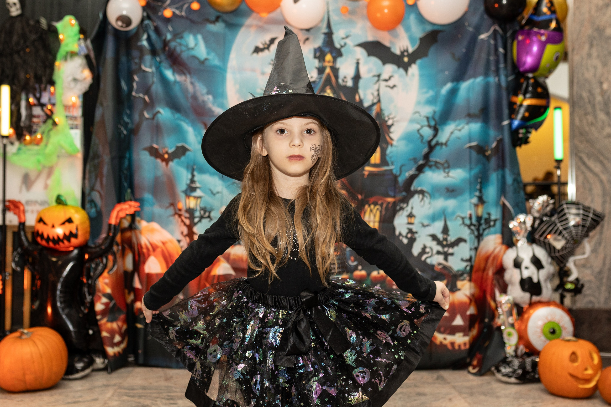 Leo dance studio Helloween 2025. Семейный и детский фотограф в Варшаве Мила Бобровская