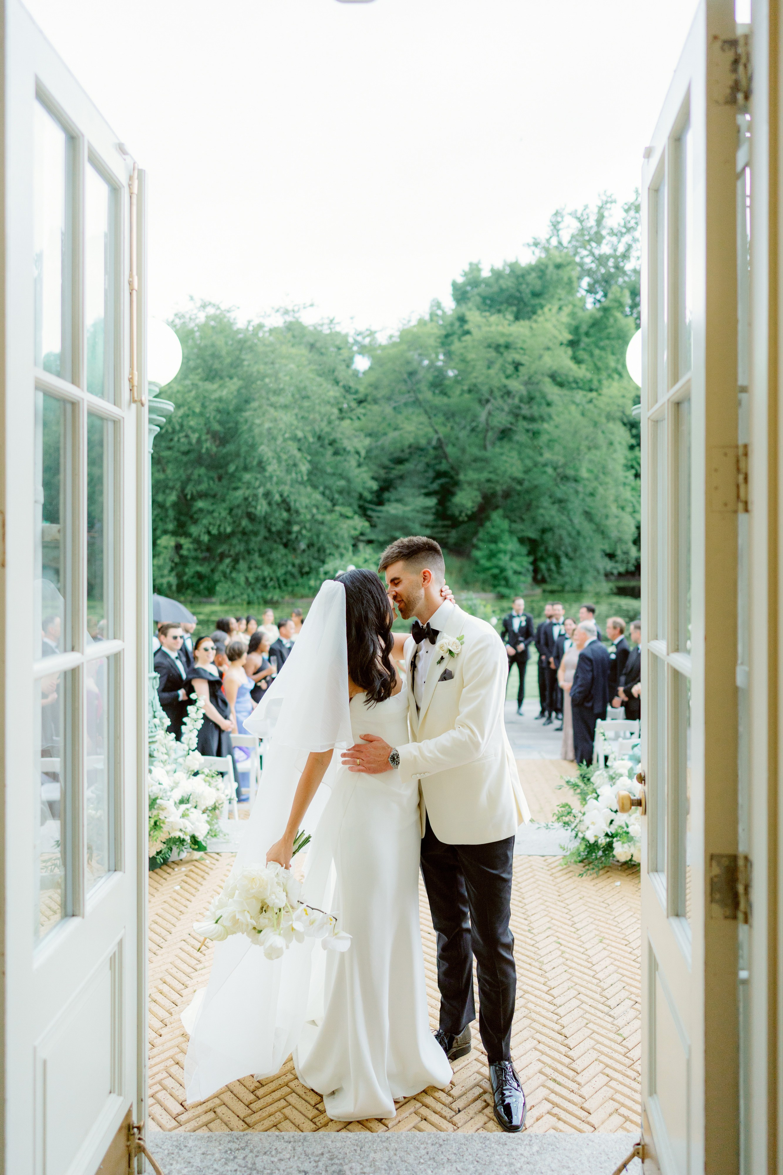 Jullieanne and Ryan. Wedding photographer and videographer New York | New Jersey