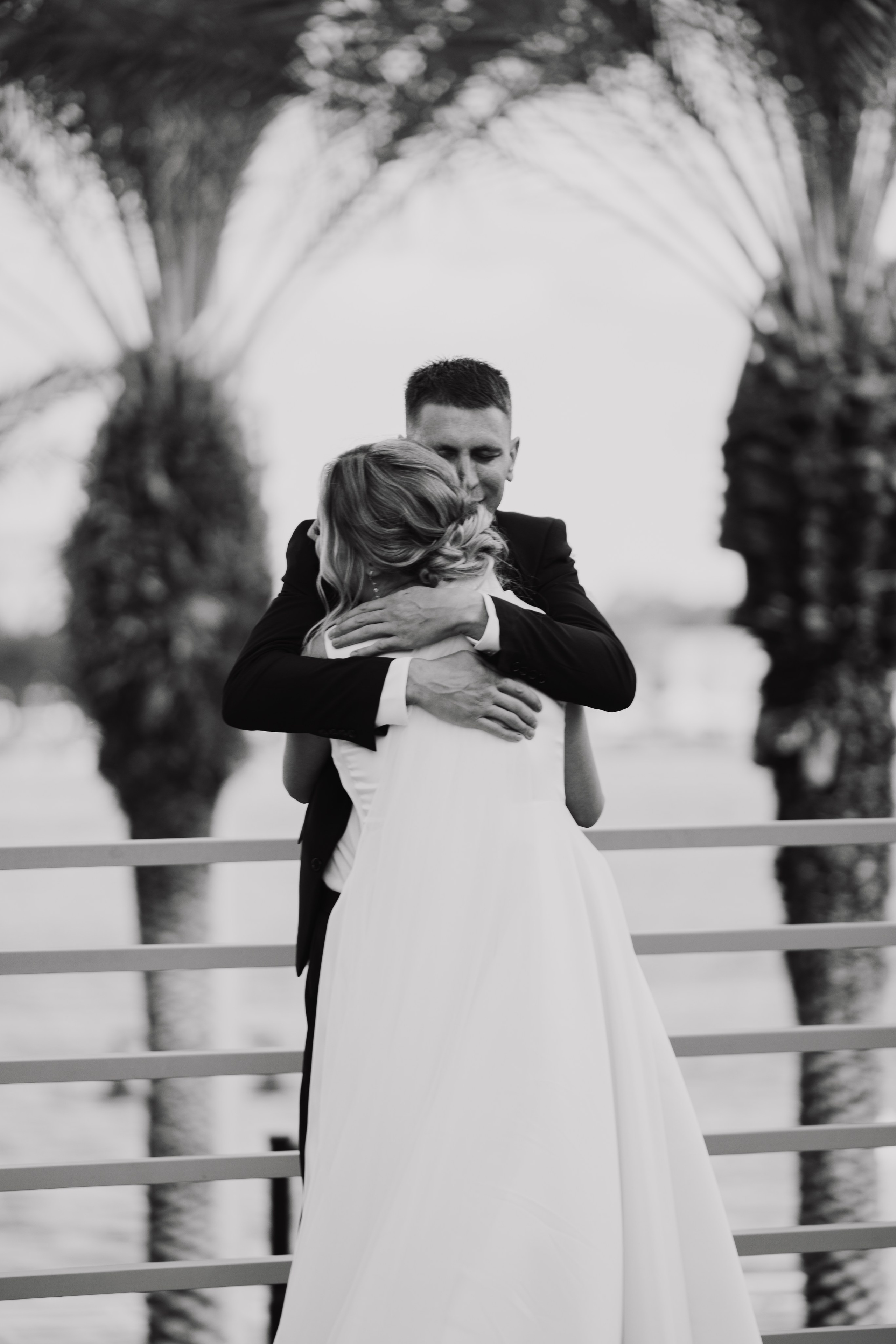 Wedding photography. Eikanmedia | Photographer and videographer capturing weddings, families, engagements, pregnancy & newborns | Vancouver, WA | USA
