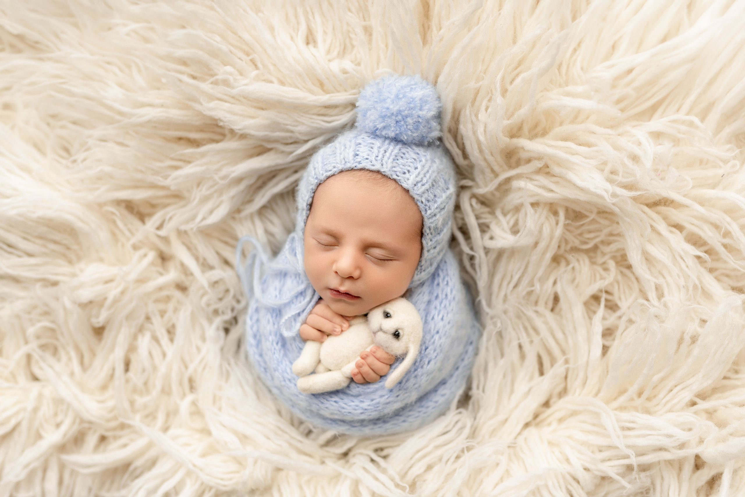 Esu Aleksandra naujagimių ir kudikių fotografė iš Vilniaus