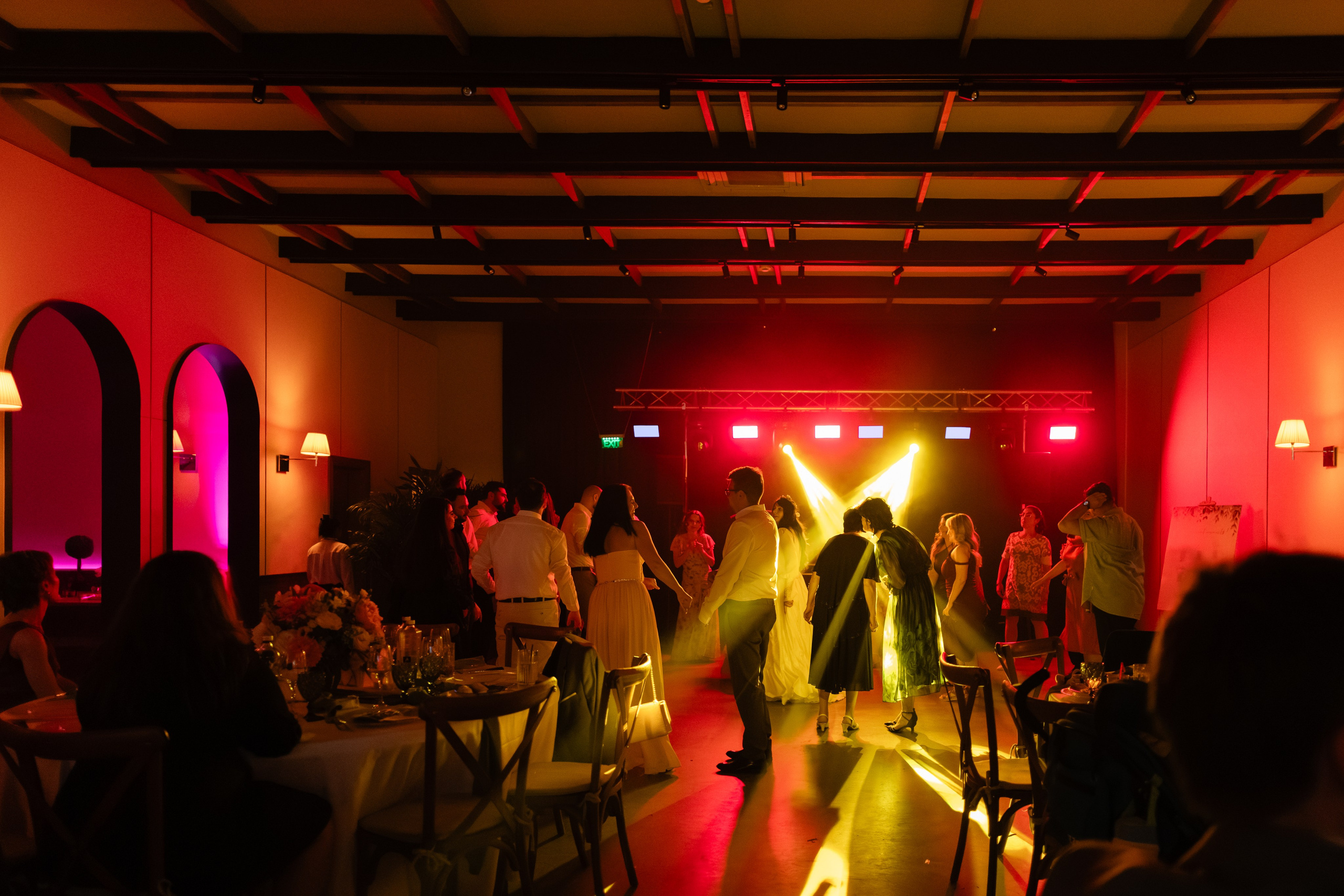 Flori & Cosmin. Main