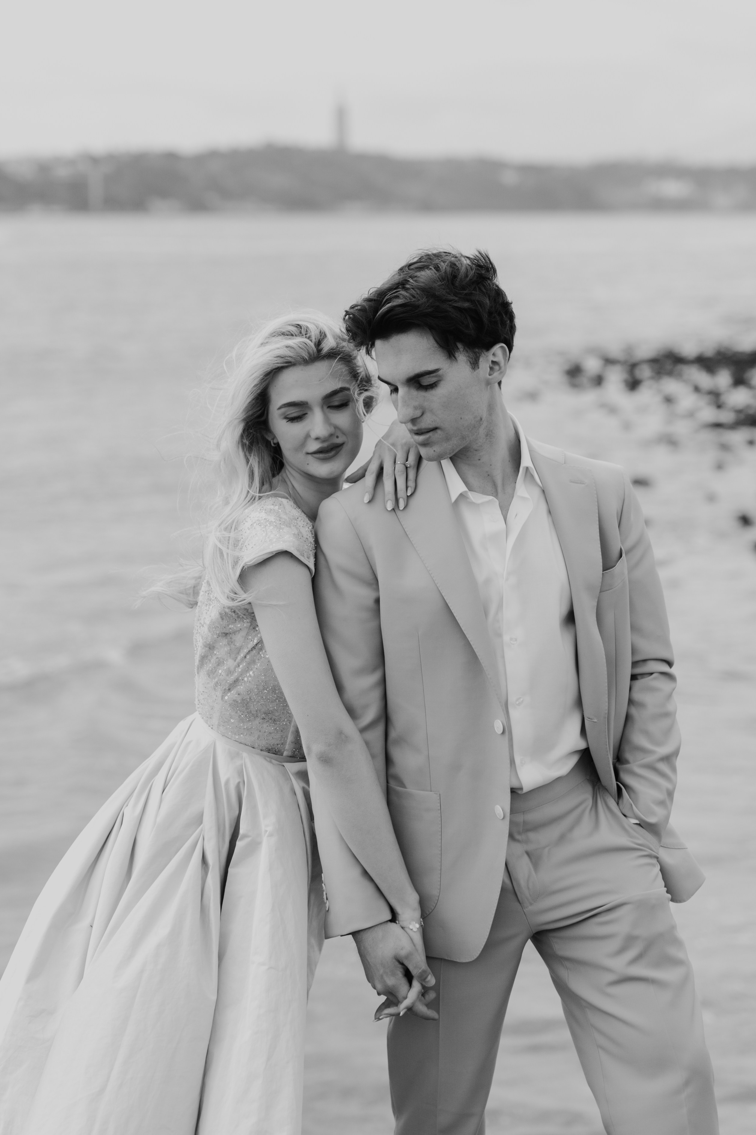 Vivien & Razvan. Main