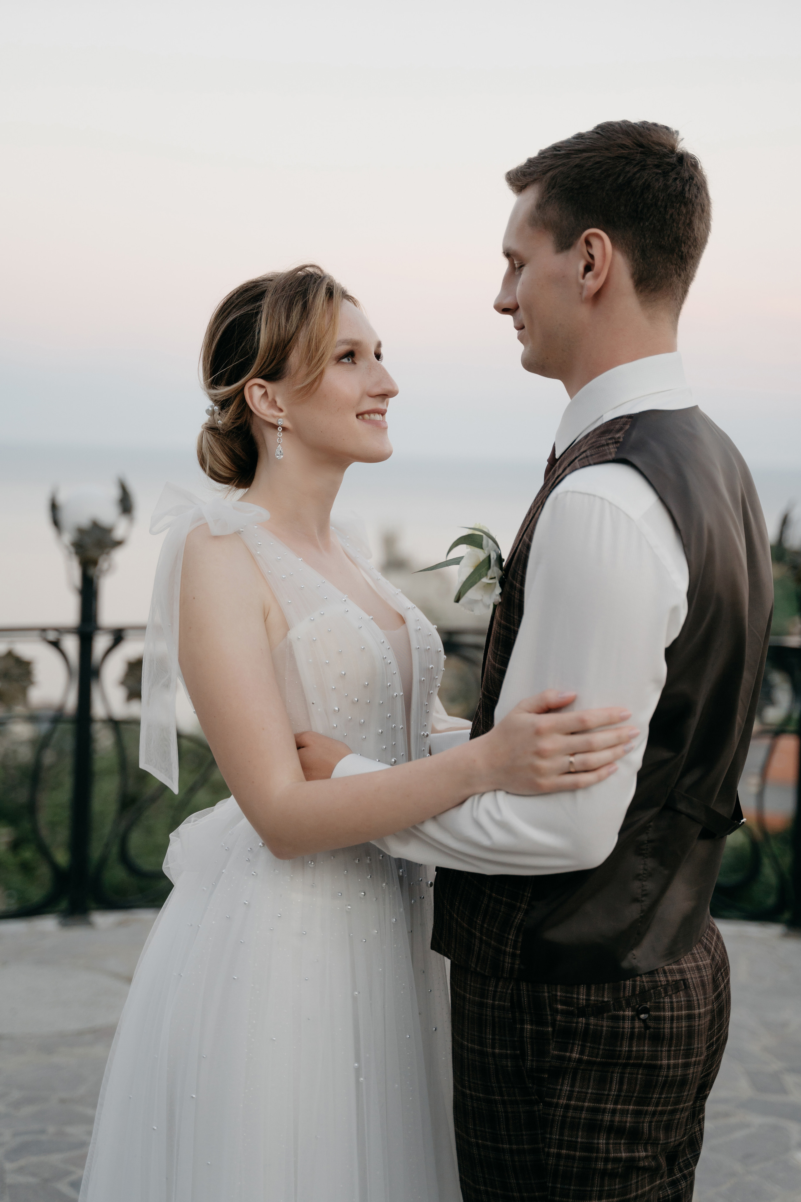 Свадебная фотосессия с видом на Ласточкино гнездо. Свадебный и семейный фотограф Алексей Попов. Штутгарт, Германия