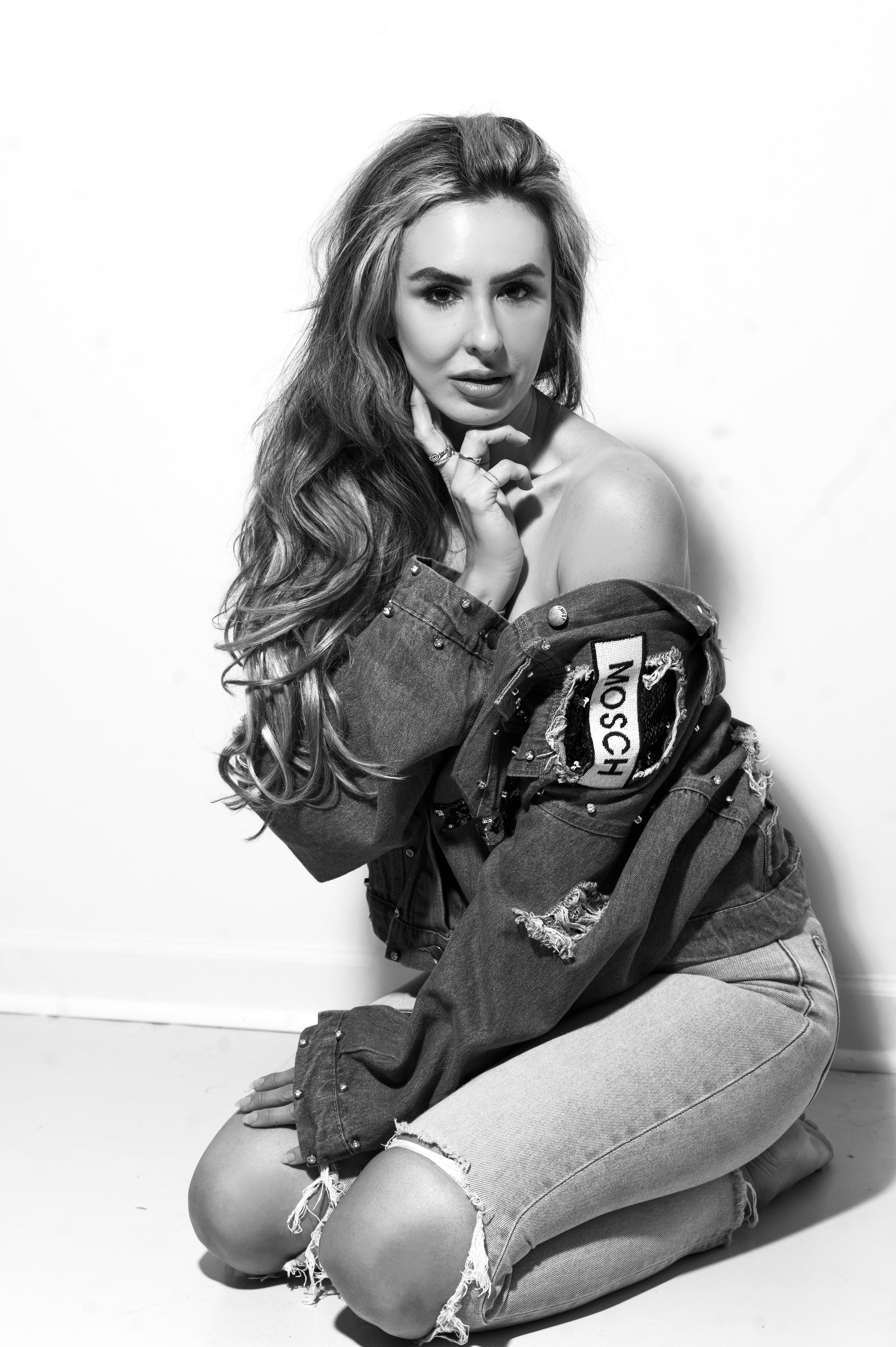 Kelly. Wedding, maternity and family photographer in Charlotte Tasha Minn