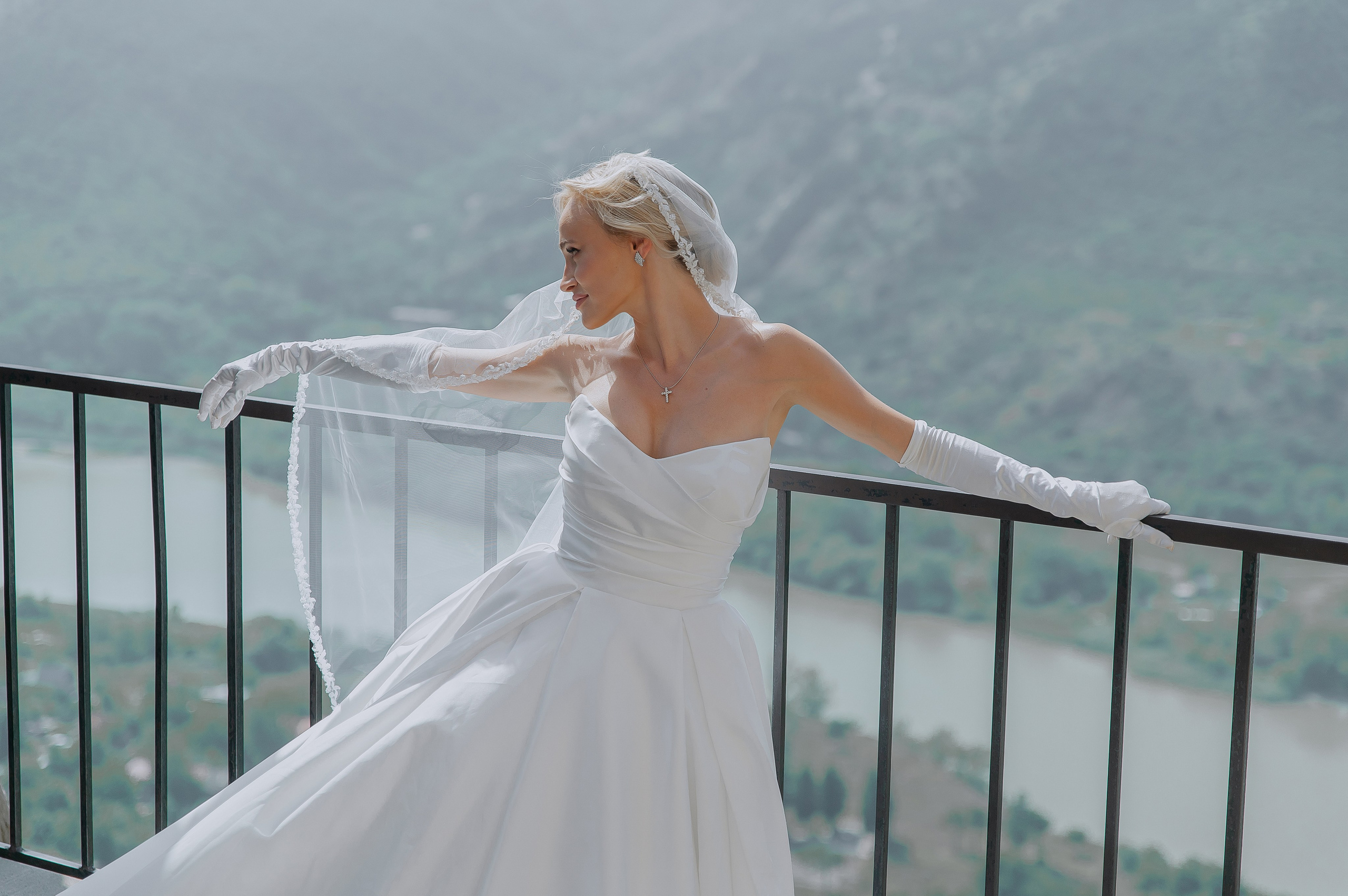 Венчание в Светицховели. Свадебный и семейный фотограф Екатерина Шестакова