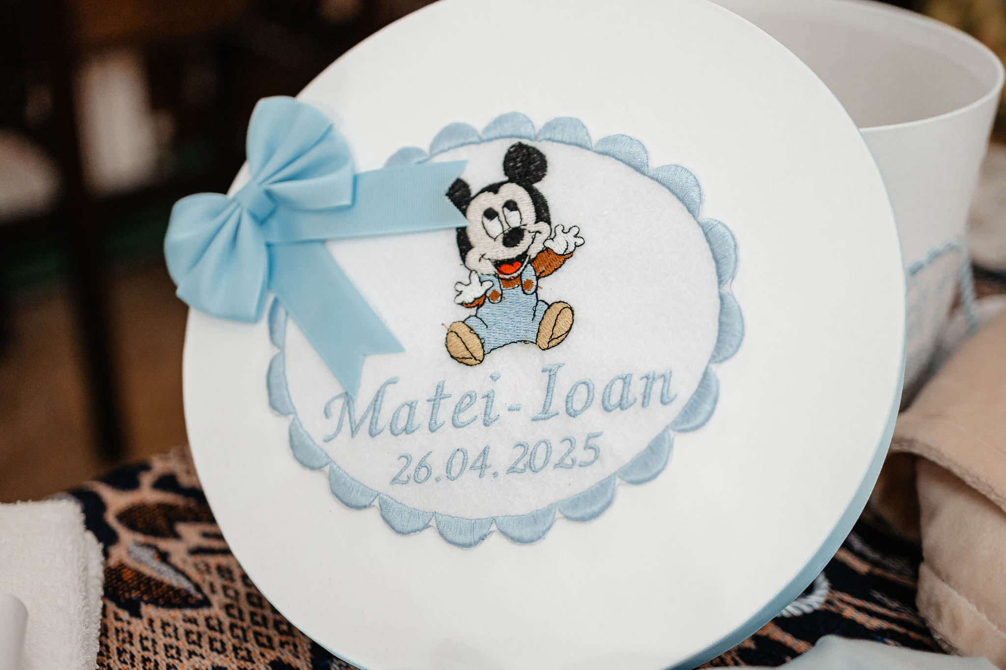 Matei-Ioan. FotoACTIV.ro - Imaginea ta contează