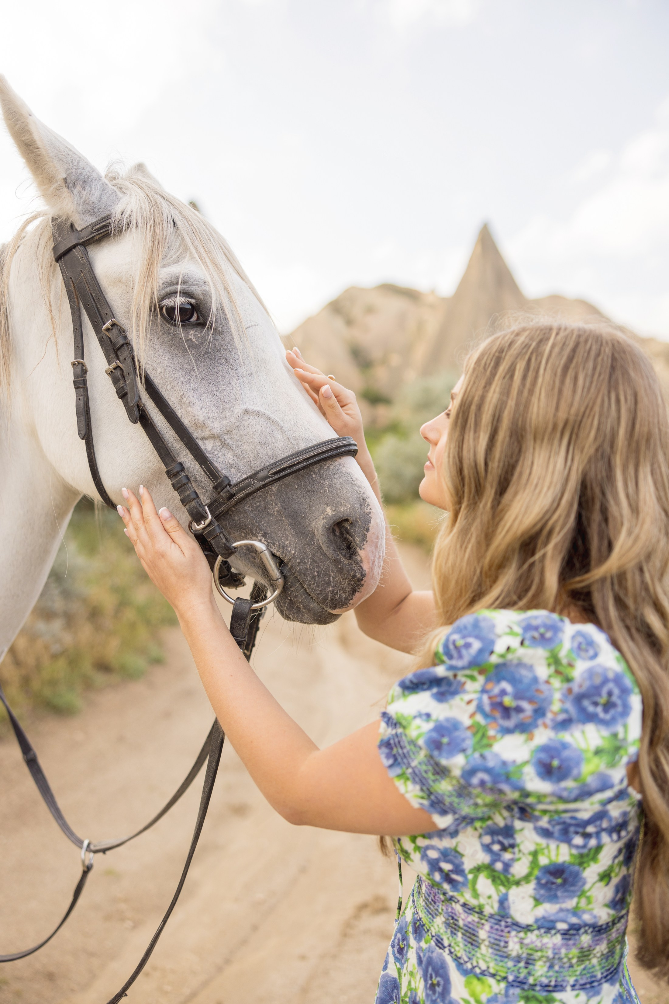 Horseback Riding in Cappadocia – Explore the Beauty of the Region. Your Guide to Cappadocia: Private Tours, Scenic Routes, Hot Air Balloon Rides, and More Adventures