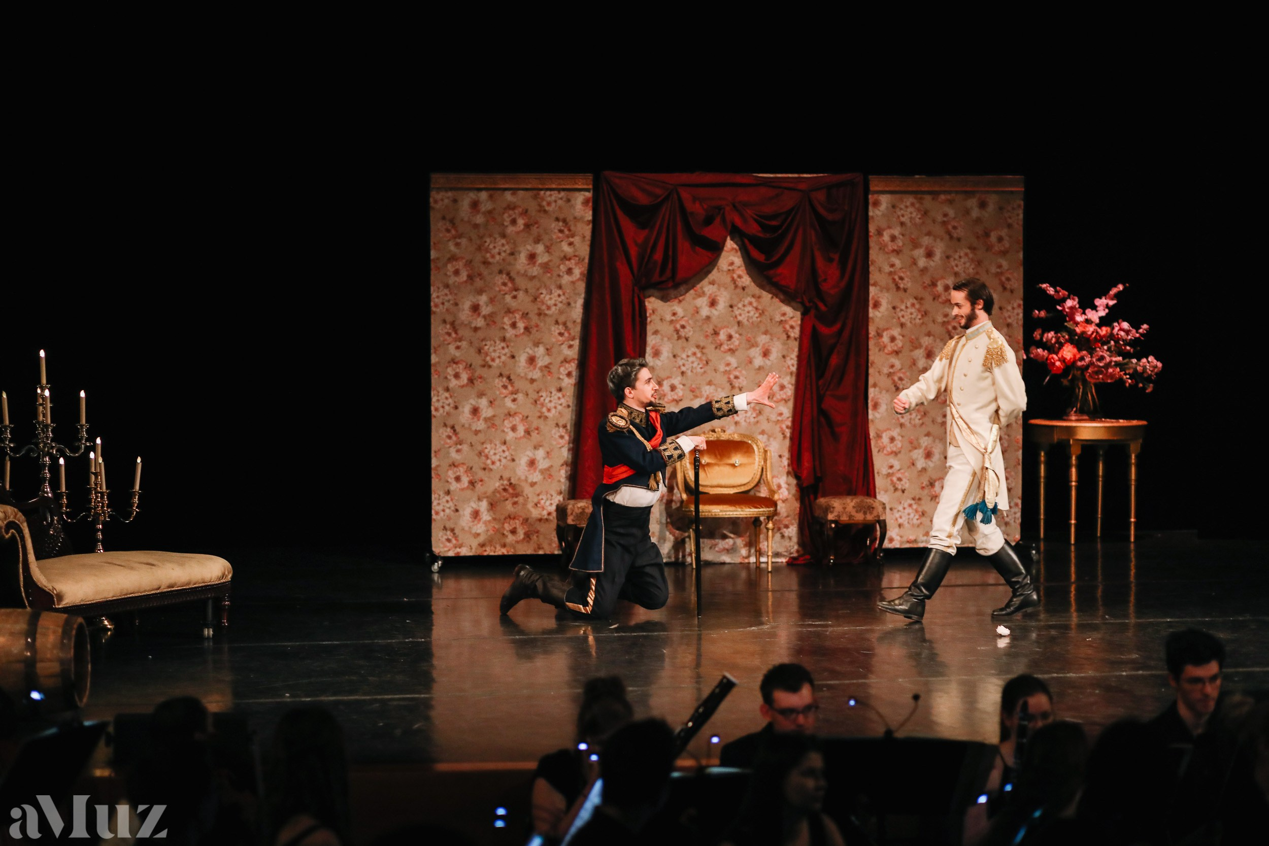 Opera Łąkowa. Fotograf Ślubny Warszawa - Sesje Biznesowe Rodzinne Eventy