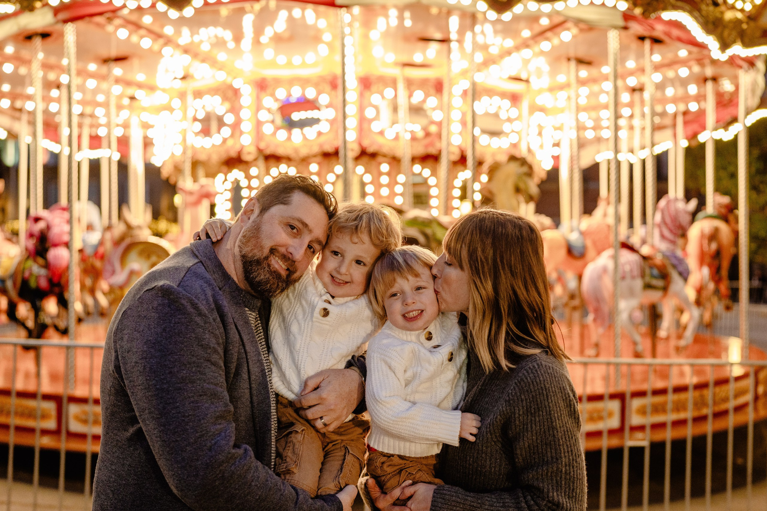 Shanna's family. Madrid Photographer for Proposals, Engagements & Families | Anya Petrova