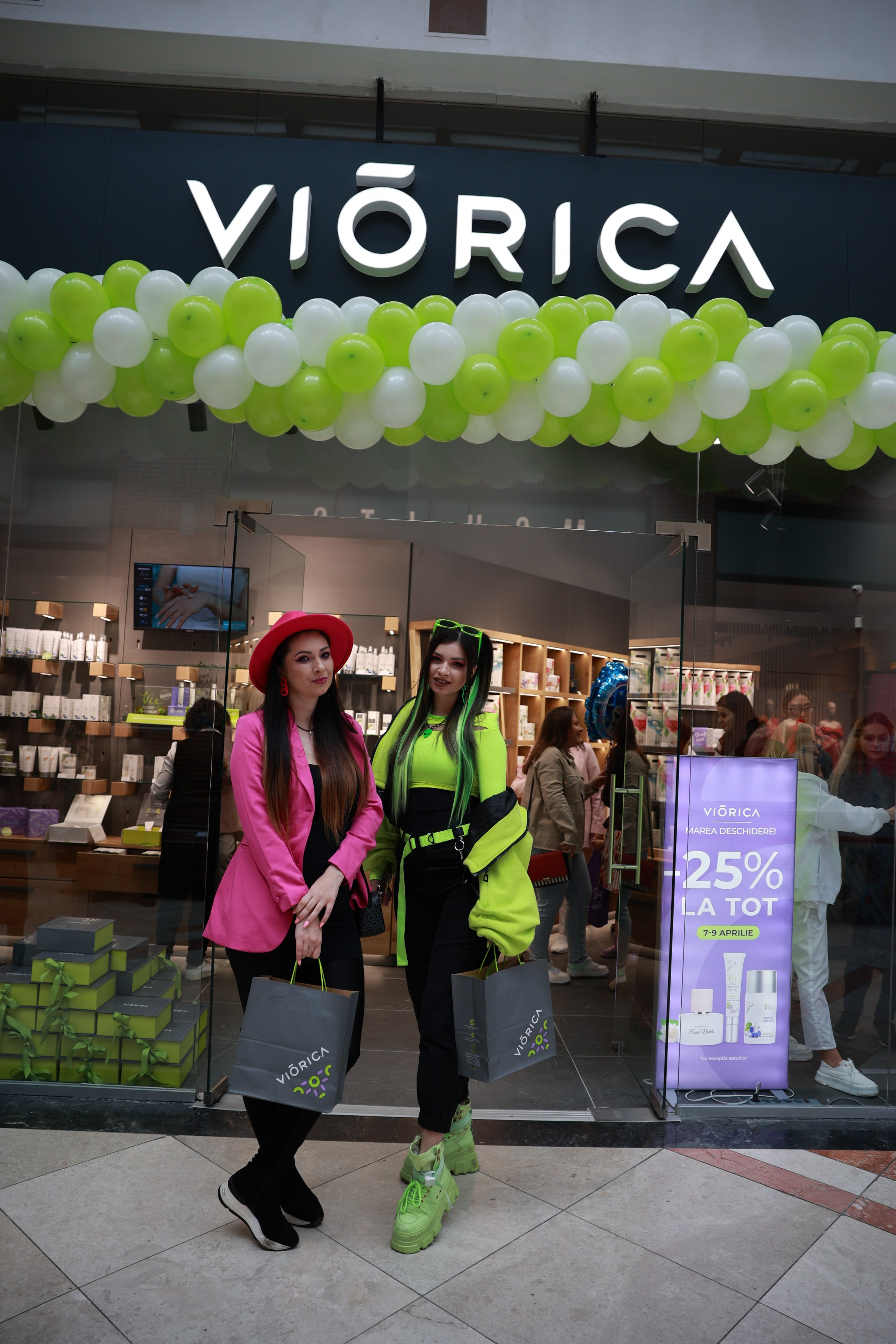 Fotografii deschidere magazin Viorica. MDimaFotoStudio. Fotograf de nuntă, evenimente private și de familie