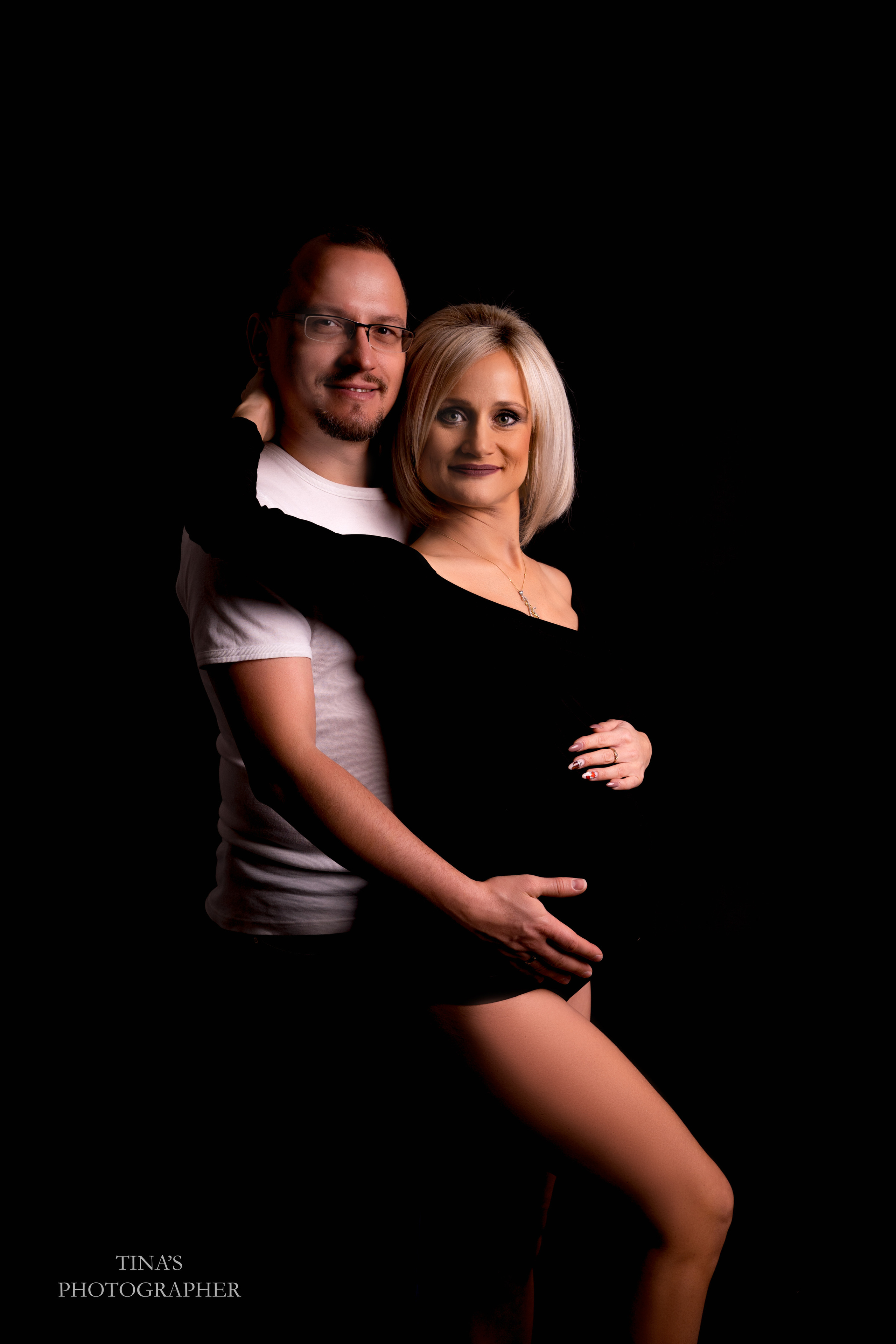 Wyjątkowa, elegancka sesja ciążowa w Łodzi. Fotograf Łódź - sesja ciążowa, noworodkowa, dziecięca. Studio w Łodzi