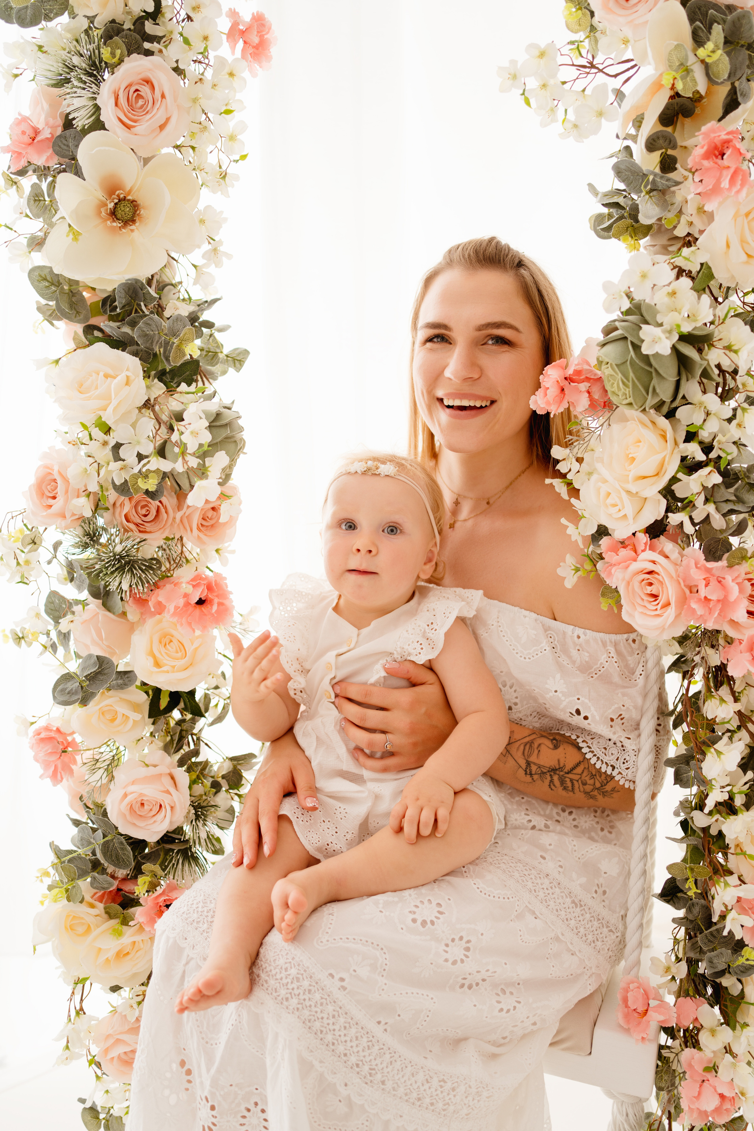 Sesja podarunkowa - mini sesja wiosenna. Fotograf Łódź - sesja ciążowa, noworodkowa, dziecięca. Studio w Łodzi