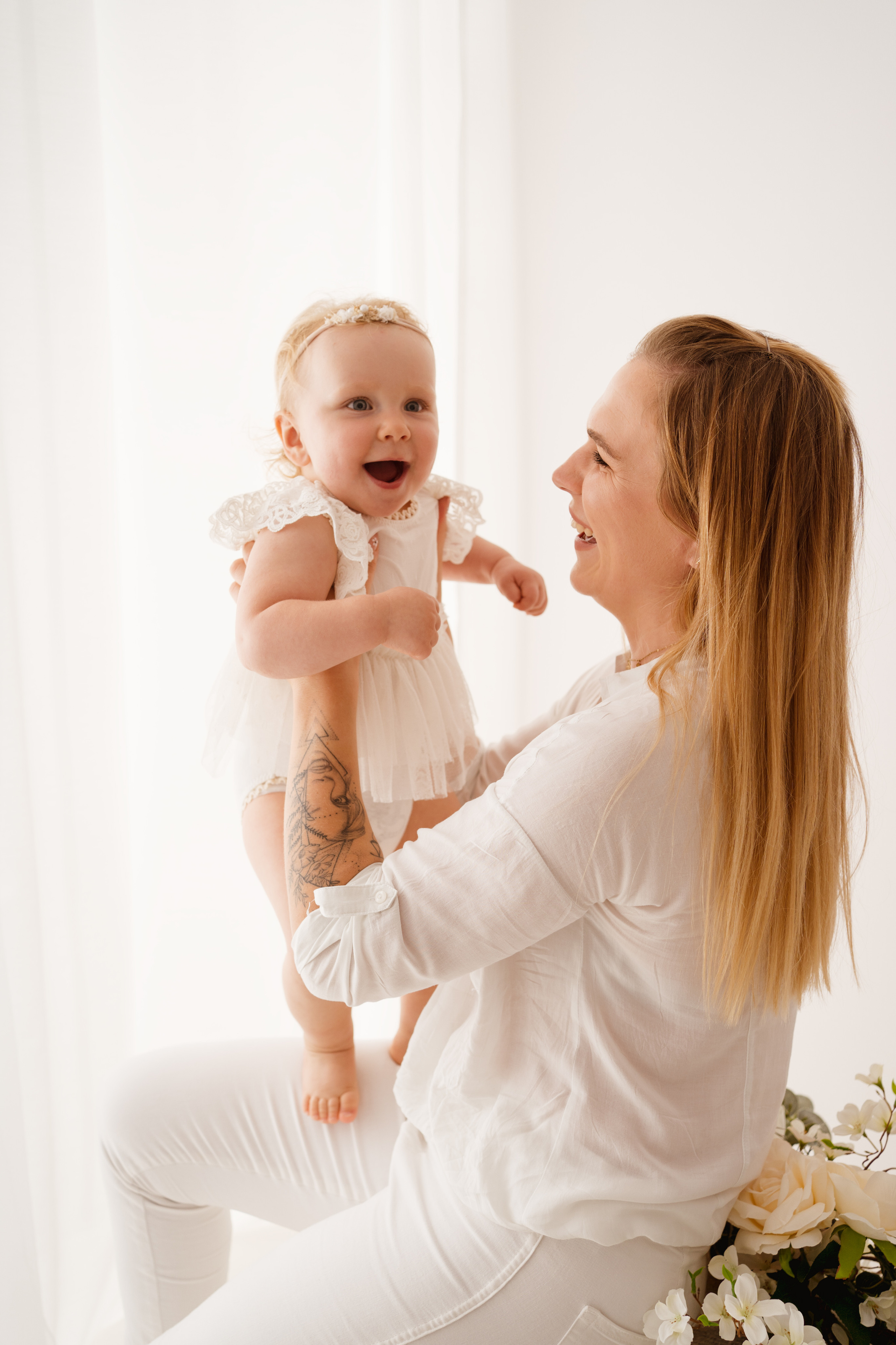 Sesja podarunkowa - mini sesja wiosenna. Fotograf Łódź - sesja ciążowa, noworodkowa, dziecięca. Studio w Łodzi