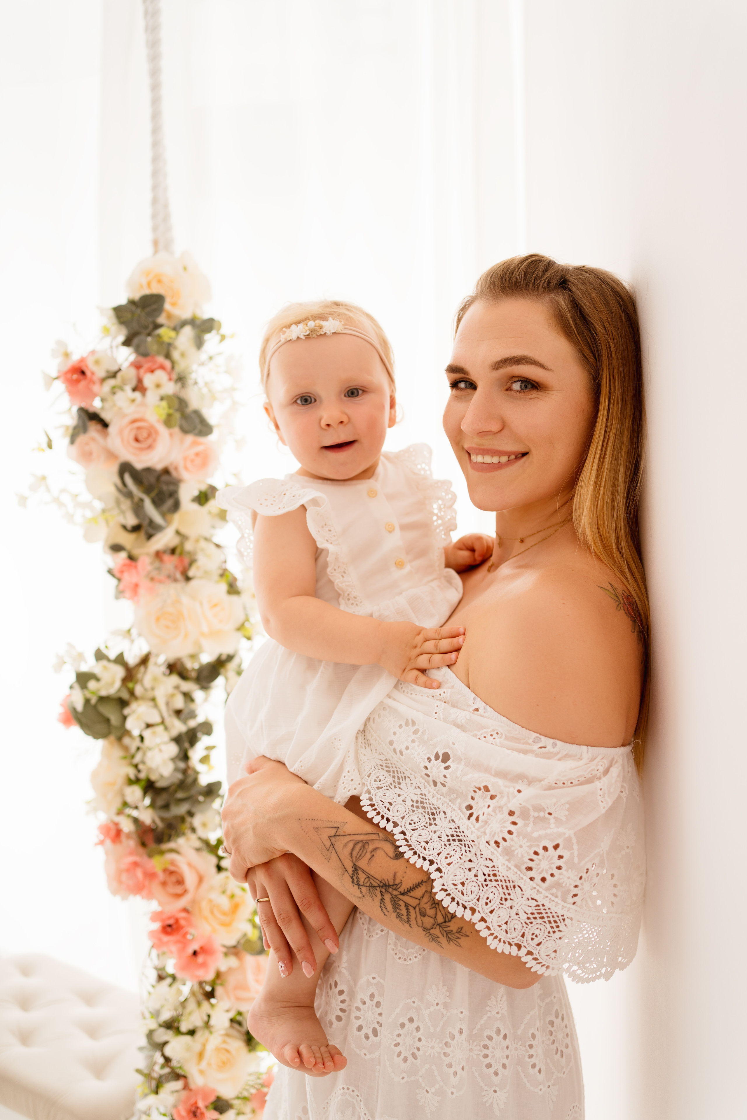 Sesja podarunkowa - mini sesja wiosenna. Fotograf Łódź - sesja ciążowa, noworodkowa, dziecięca. Studio w Łodzi