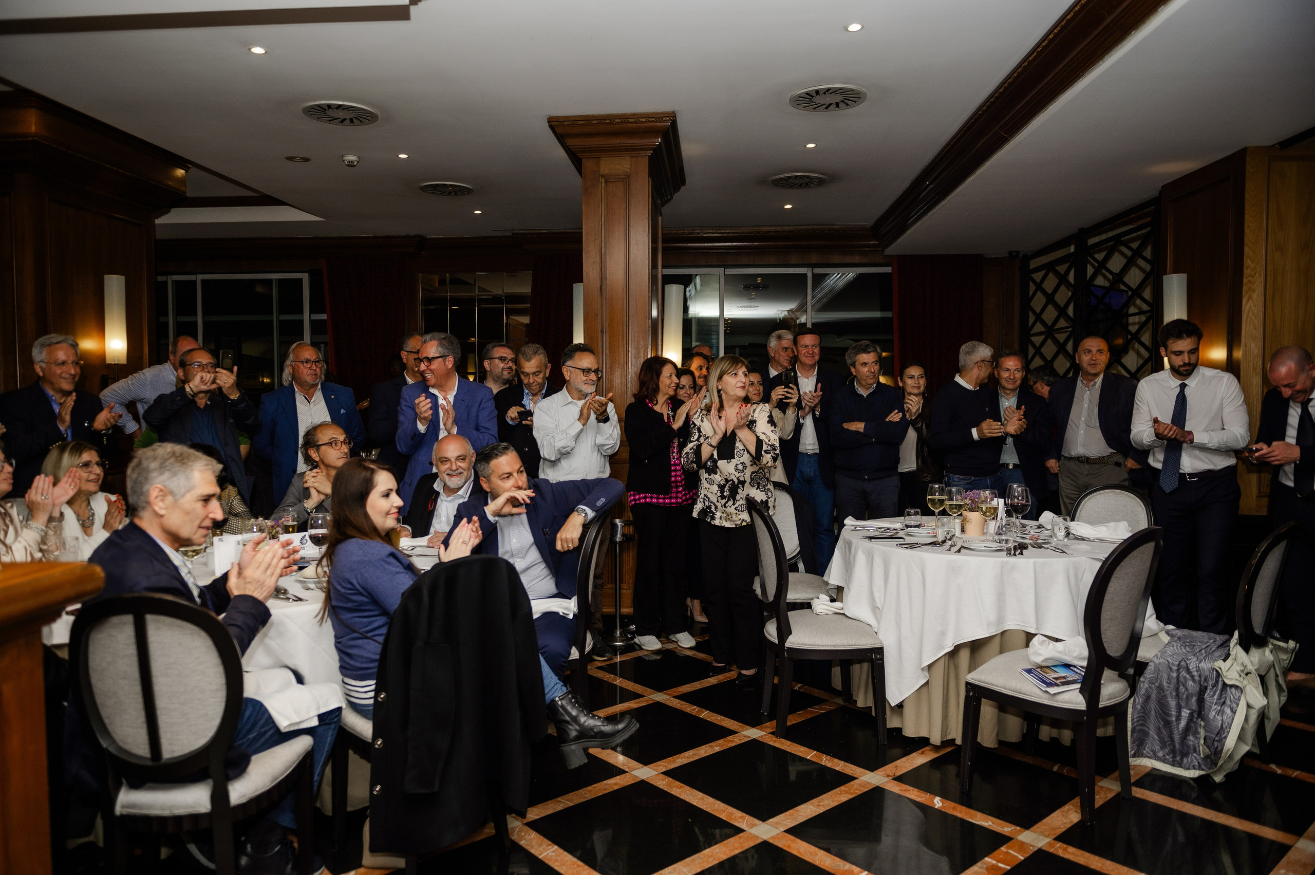 Corporate party at the restaurant — Pharma. Ваш фотограф в Лиссабоне — Анна Белова