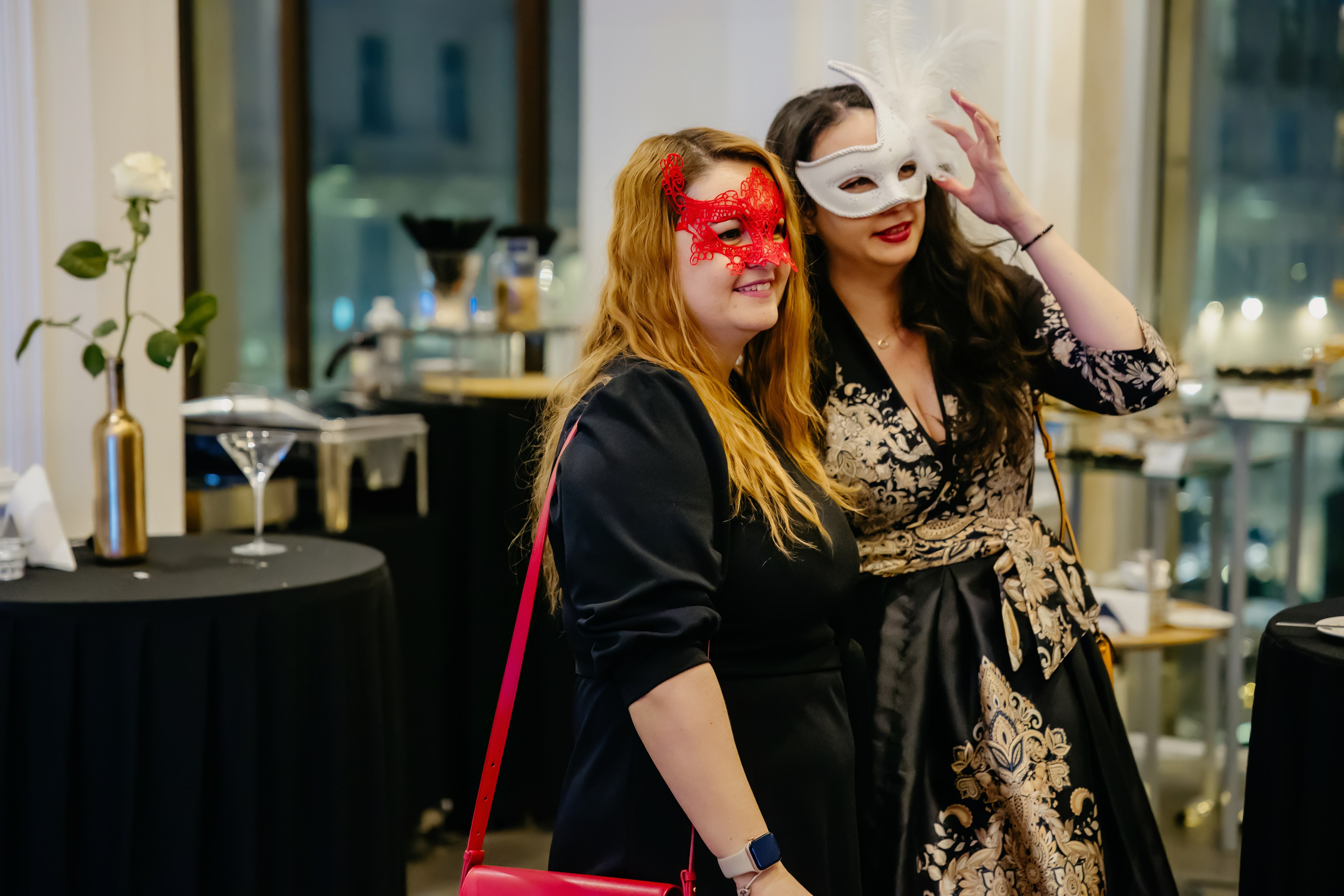 Petrecere Corporate Hotel Novotel. MDimaFotoStudio. Fotograf de nuntă, evenimente private și de familie