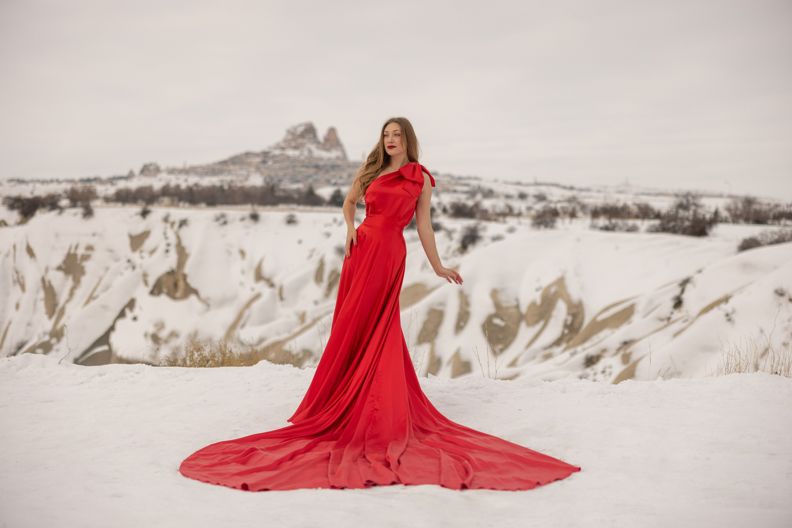 Dina. Julia Ganch I Fashion Wedding Photography I Cappadocia Turkey