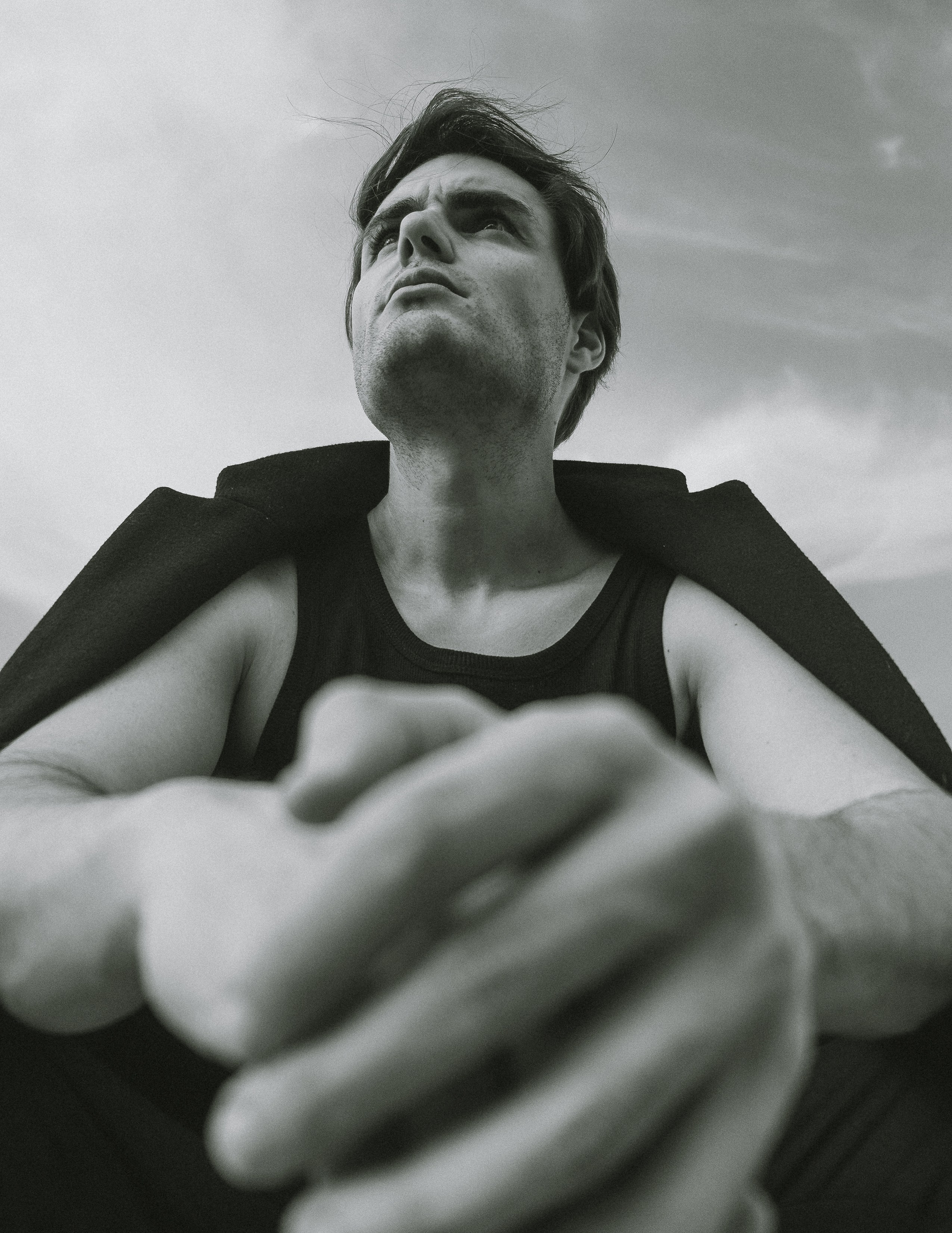 Фотосессия для актера Jaime Medina в дюнах — фотограф Андрей Луковников, Испания (Гуардамар, Аликанте, Торревьеха)