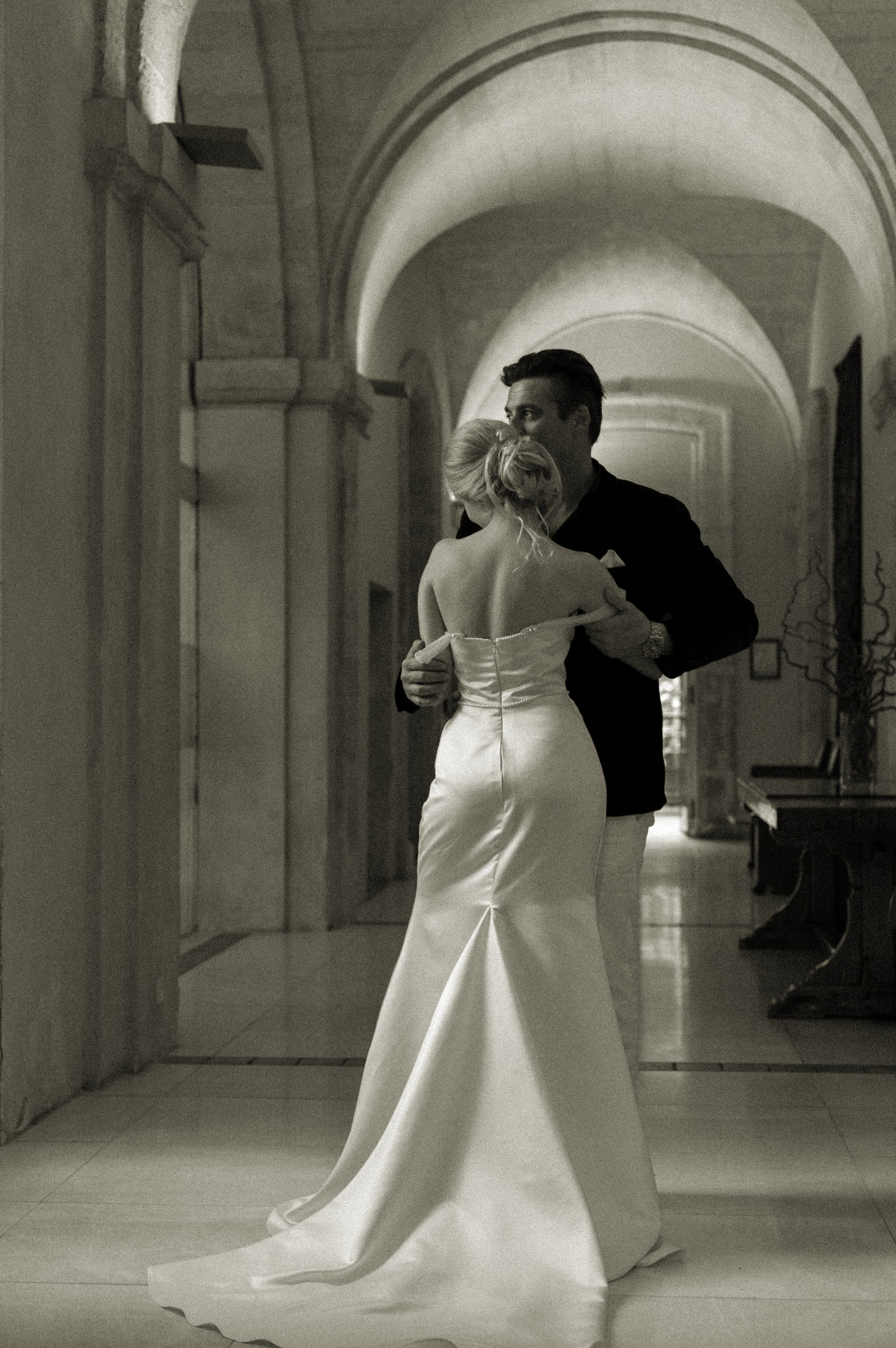 Nouveaux mariés. Histoires d’amour, séances photos de famille et de mariage en France