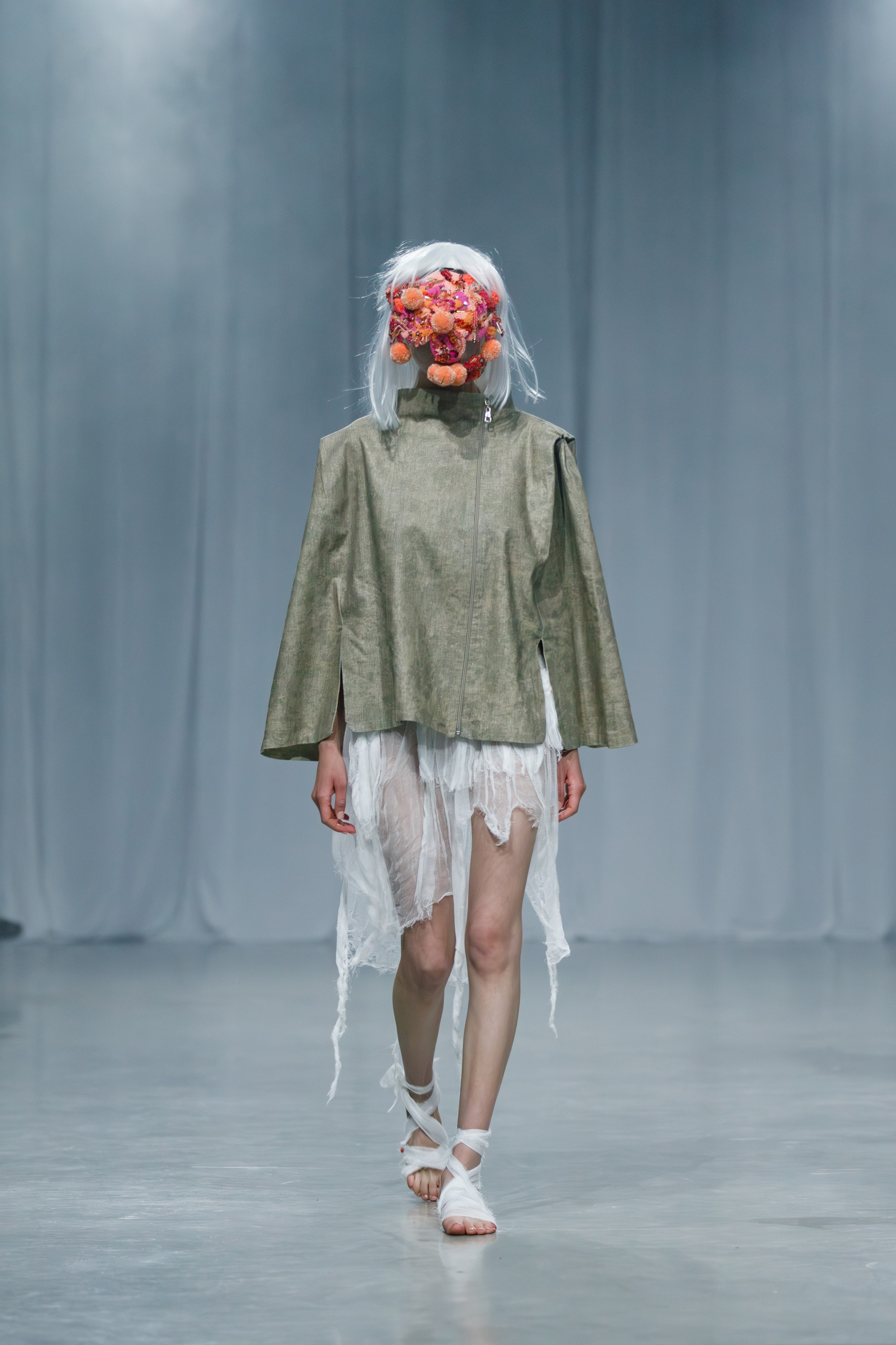 Runway show. Captured by Hallovud