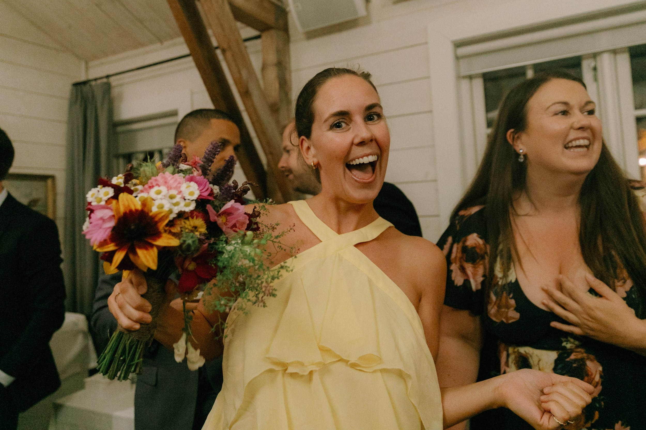 Our beautiful film. Warm family & Wedding stories