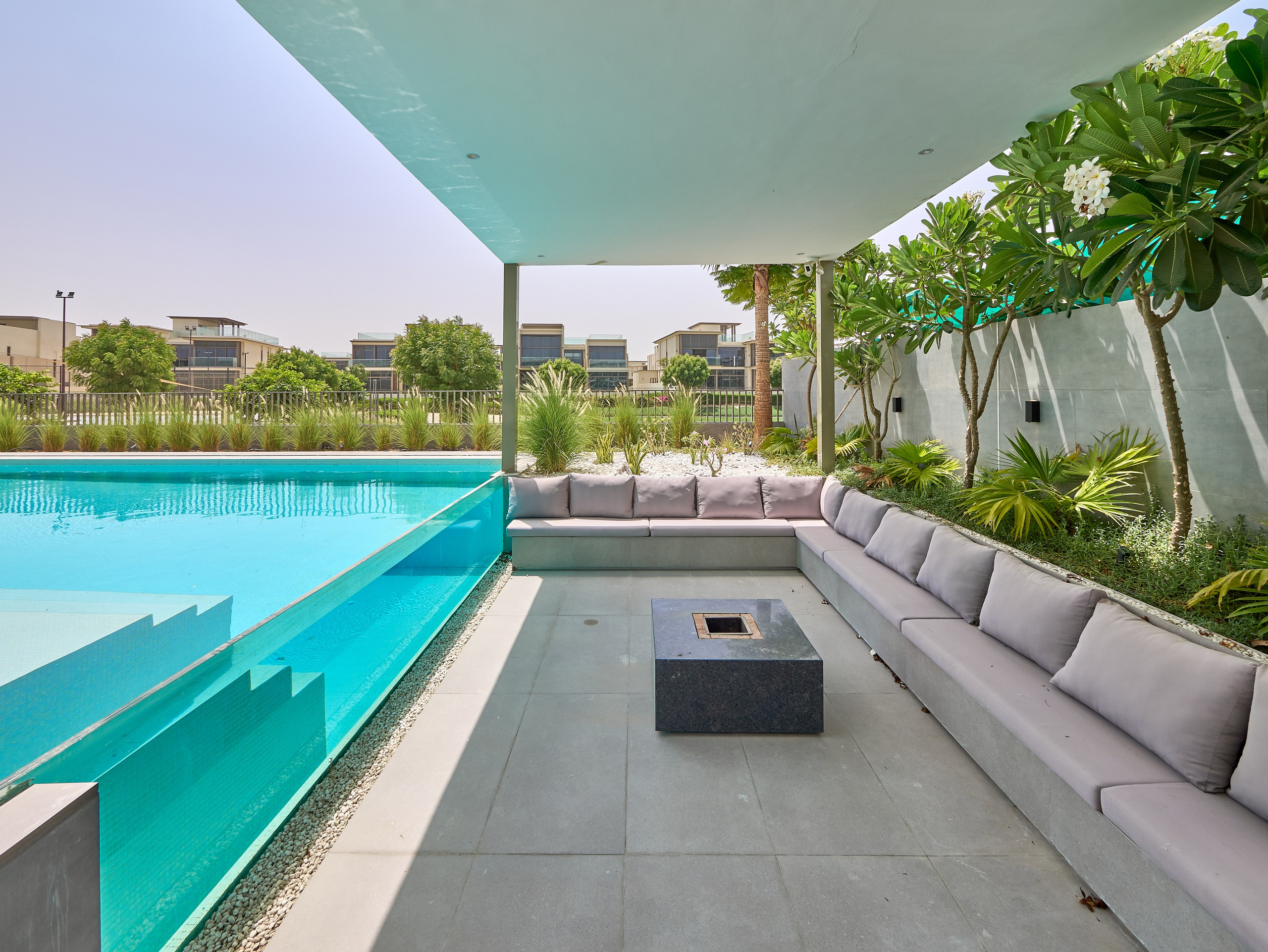 Real Estate Photography in Dubai — Interior & Villa Photos for Bayut, Airbnb, Property Finder. Hotel Photographer in Dubai — Interiors & Commercial by Oleg Novikov