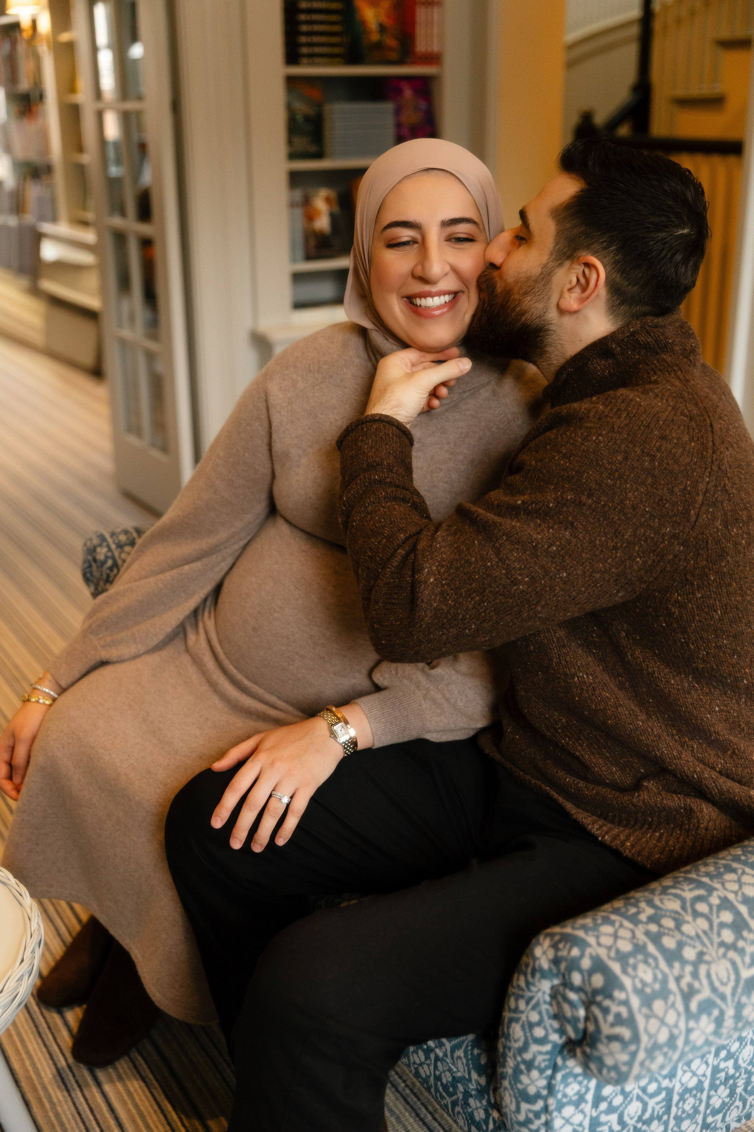 Winter Pregnancy Photoshoot | Bacon Hill, Boston