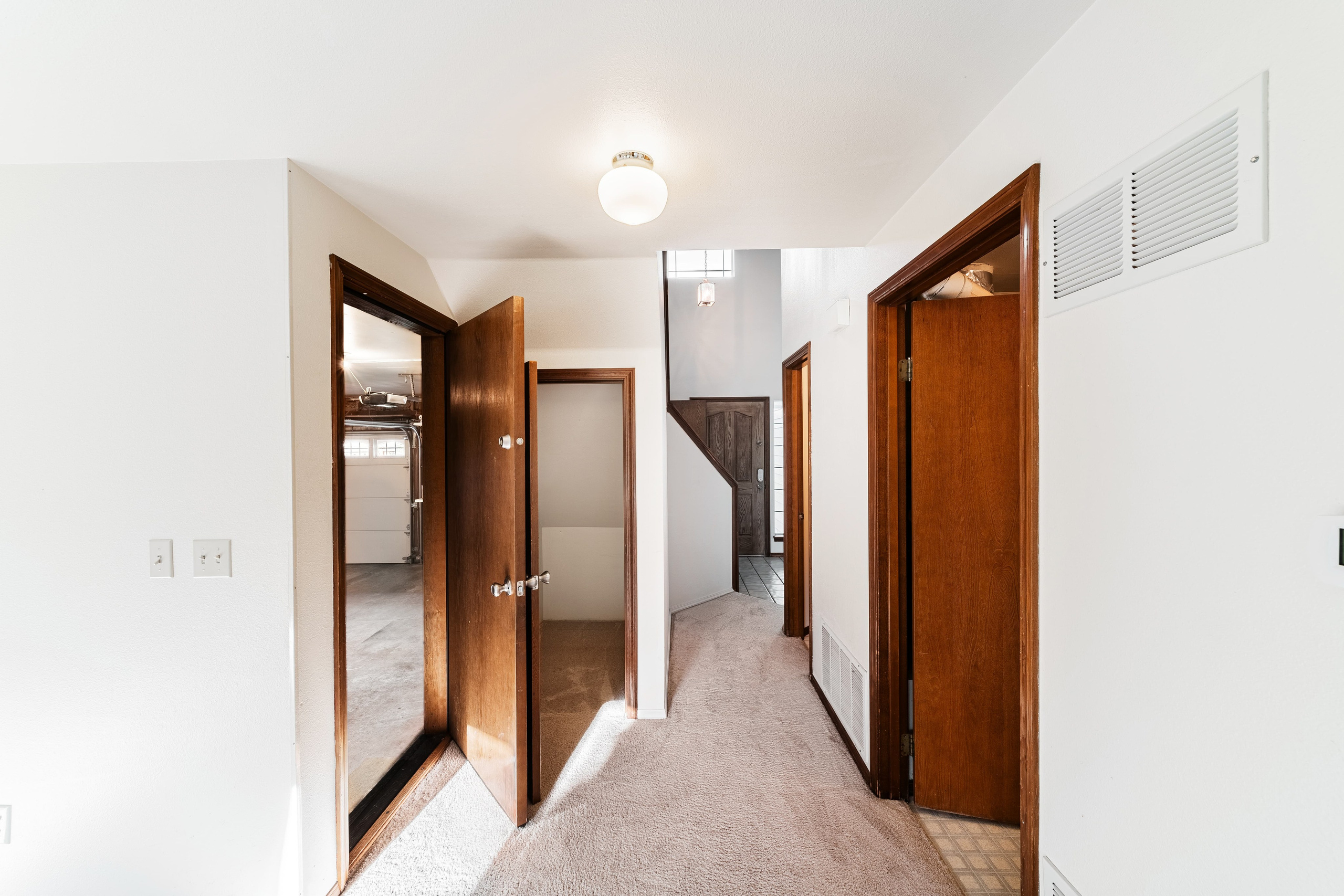 Real Estate photography. Washington state. EVAN ARISTOV WEDDING PHOTOGRAPHY — Seattle Wedding Photographer