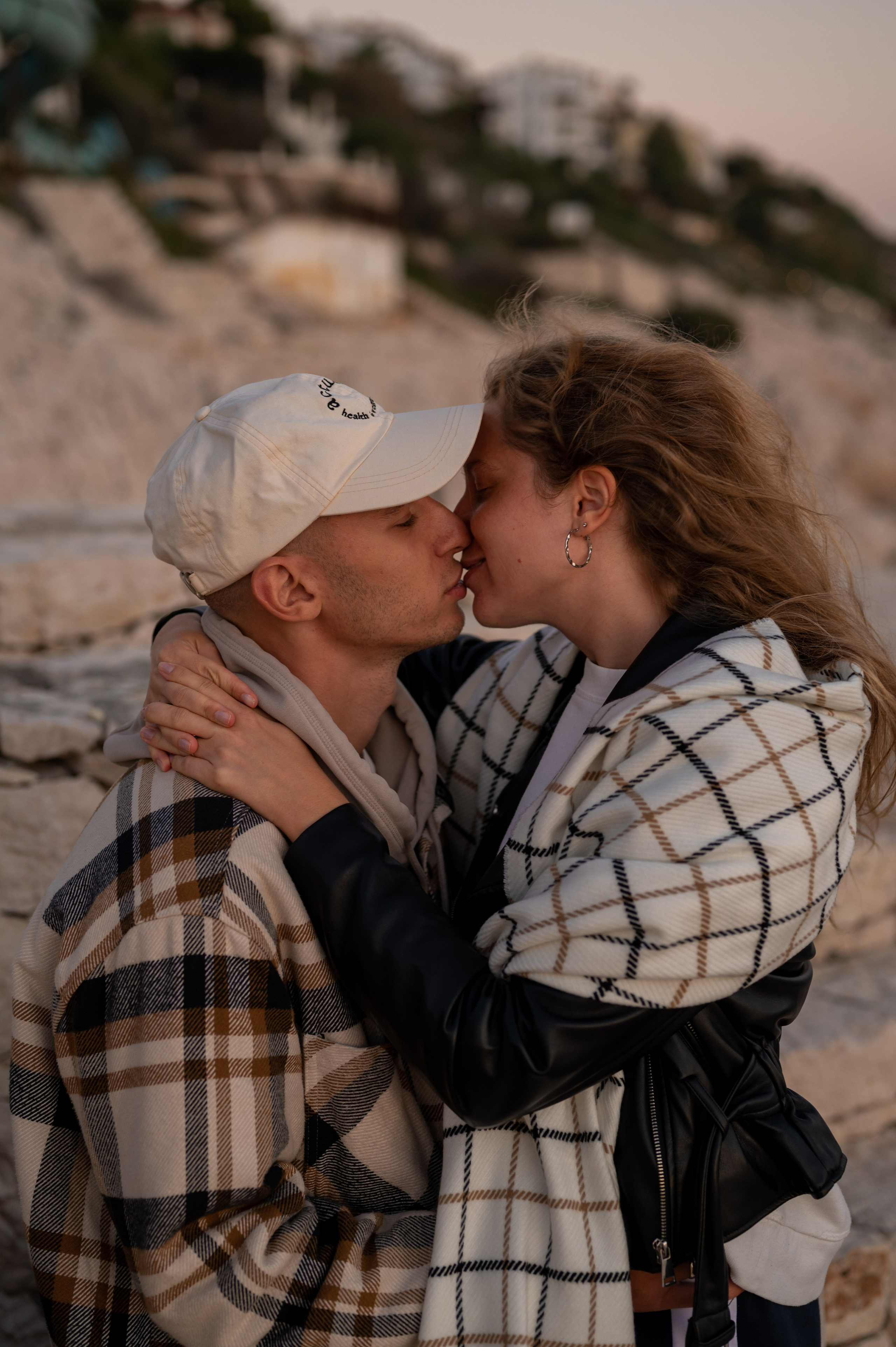 A spontaneous meeting with a couple of guys. Photographer Yulia Lushnikova, Based in Valencia