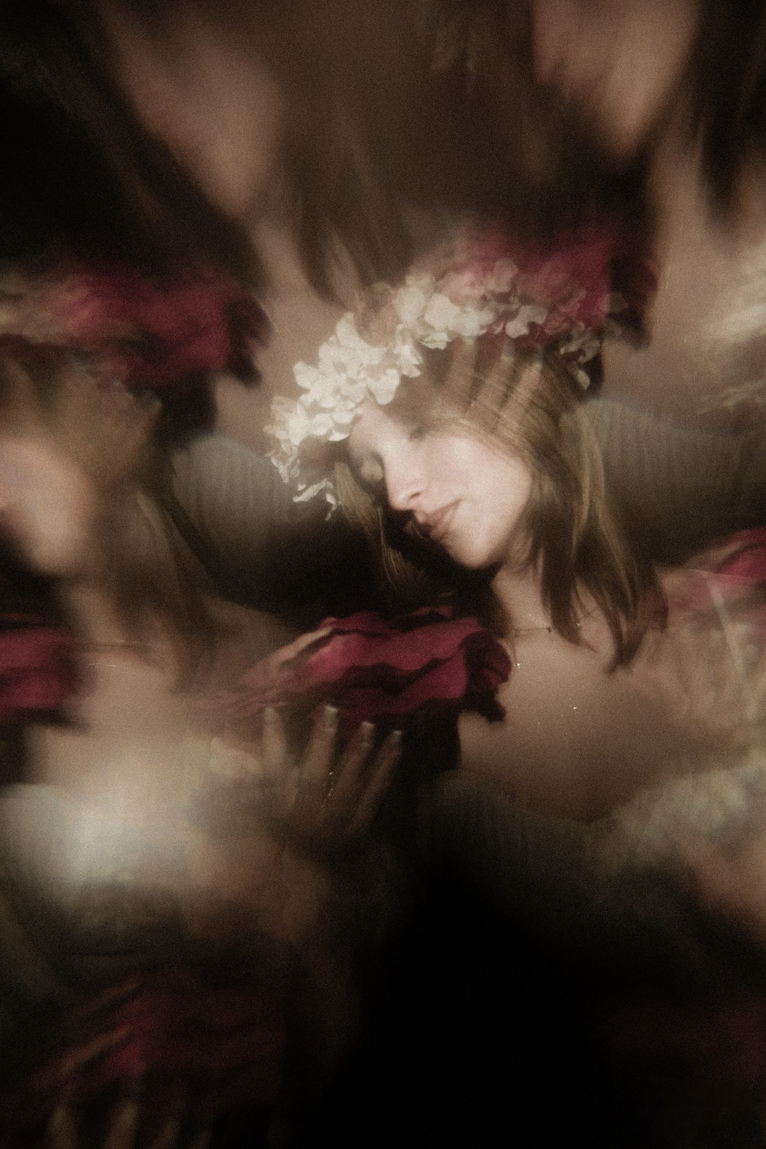 Gallery. Adrian Aioanei — Fotograf profesionist de nuntă în Iași, Suceava și București. Specializat în evenimente, portrete și fine art