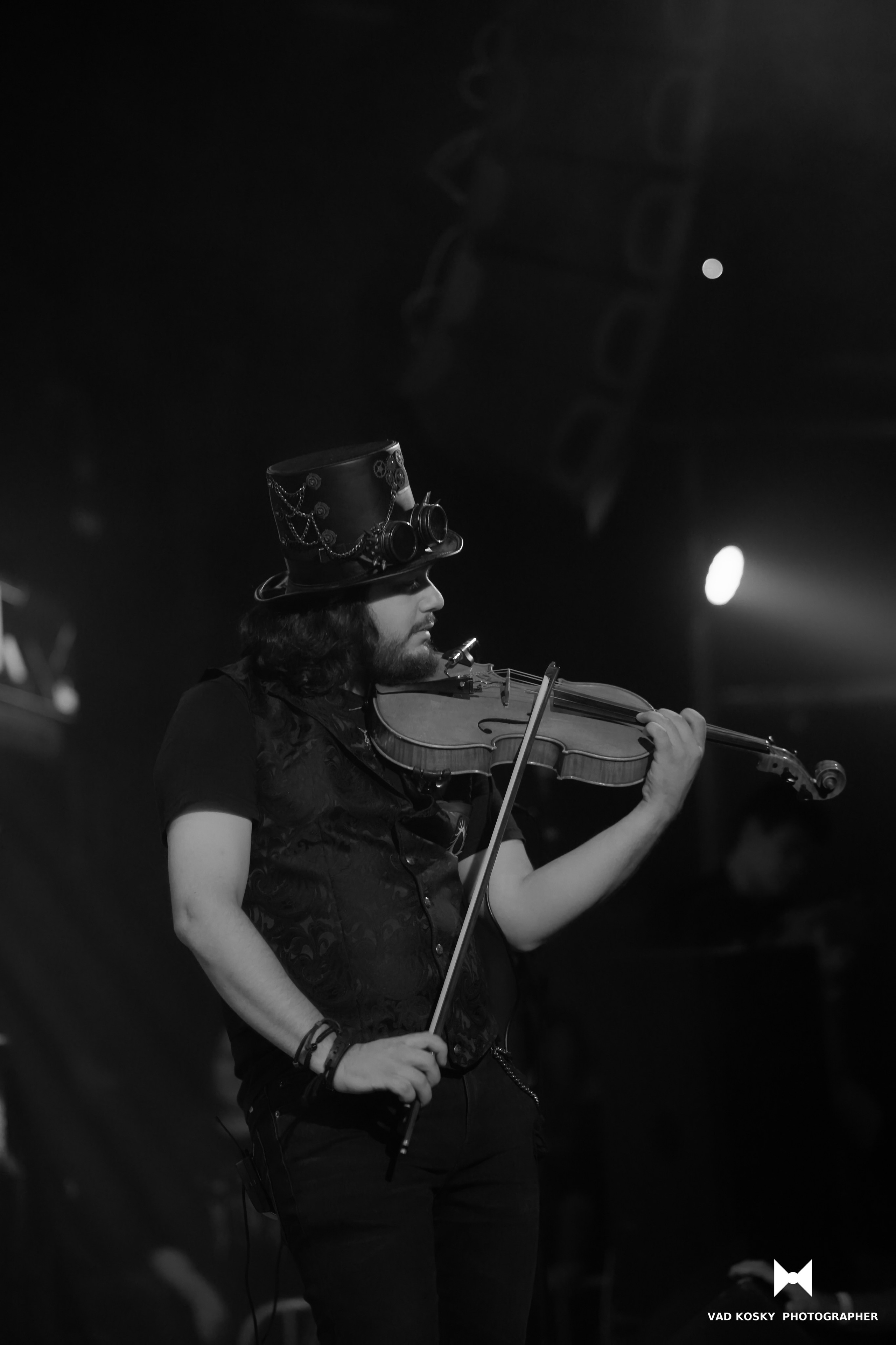 Stormbound — Gagarin TLV 18.10.25. Vad Kosky Photographer