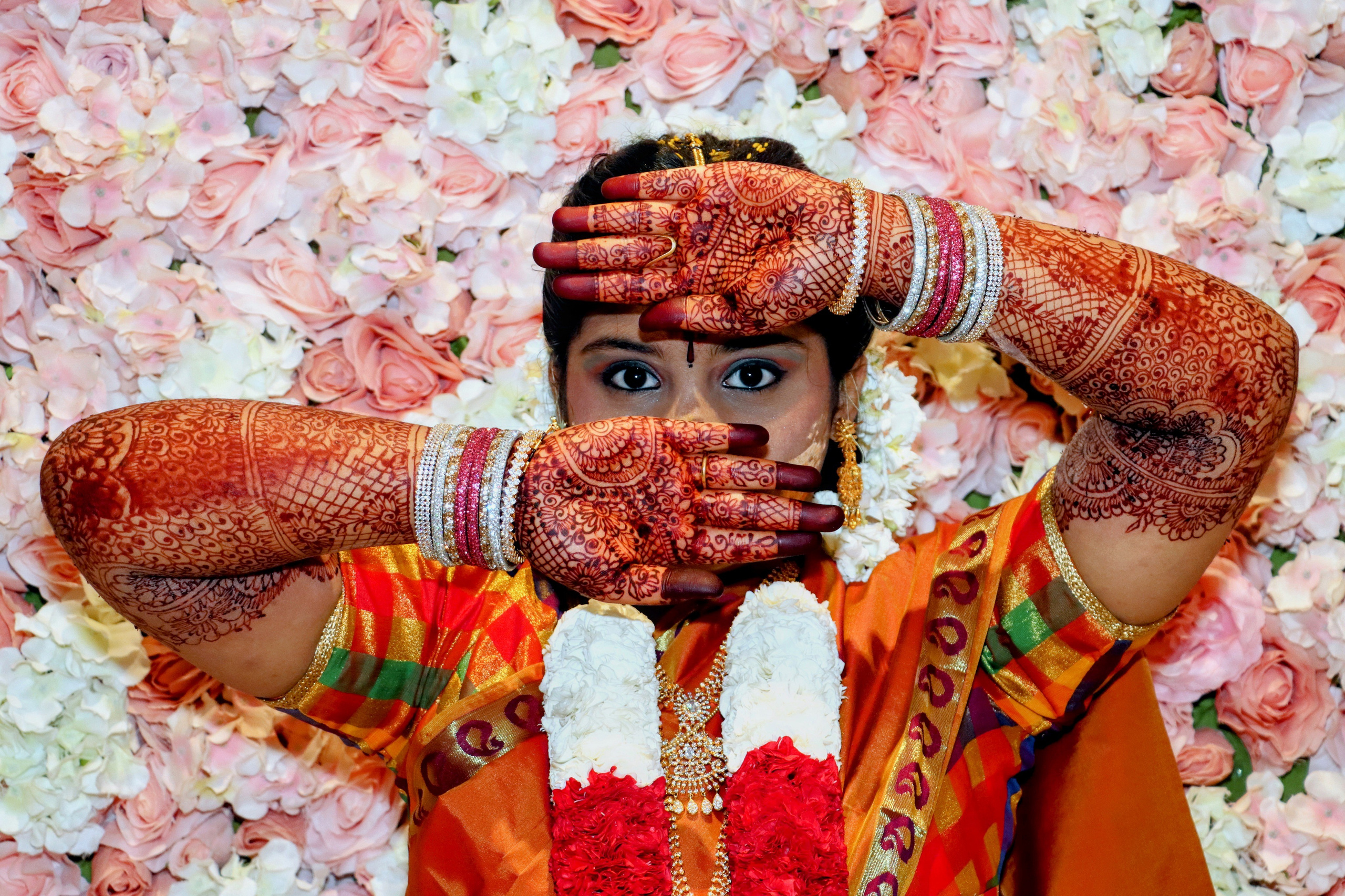 MHCreative is family-oriented photographer based in SYDNEY