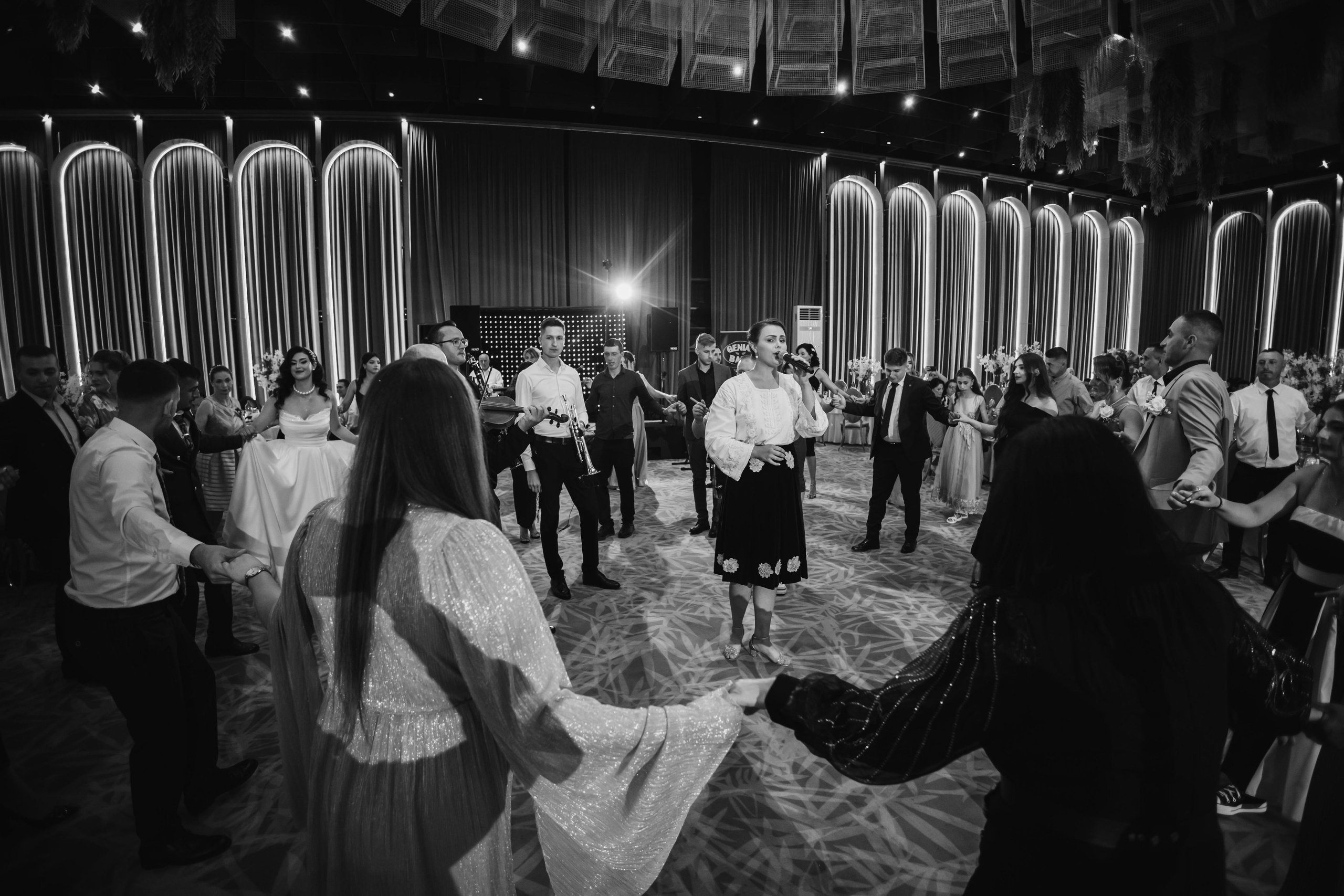 Nunta Nicoleta & Răzvan | Fotografie & Videografie Profesională. Servicii foto-video profesionale, pentru momente de neuitat