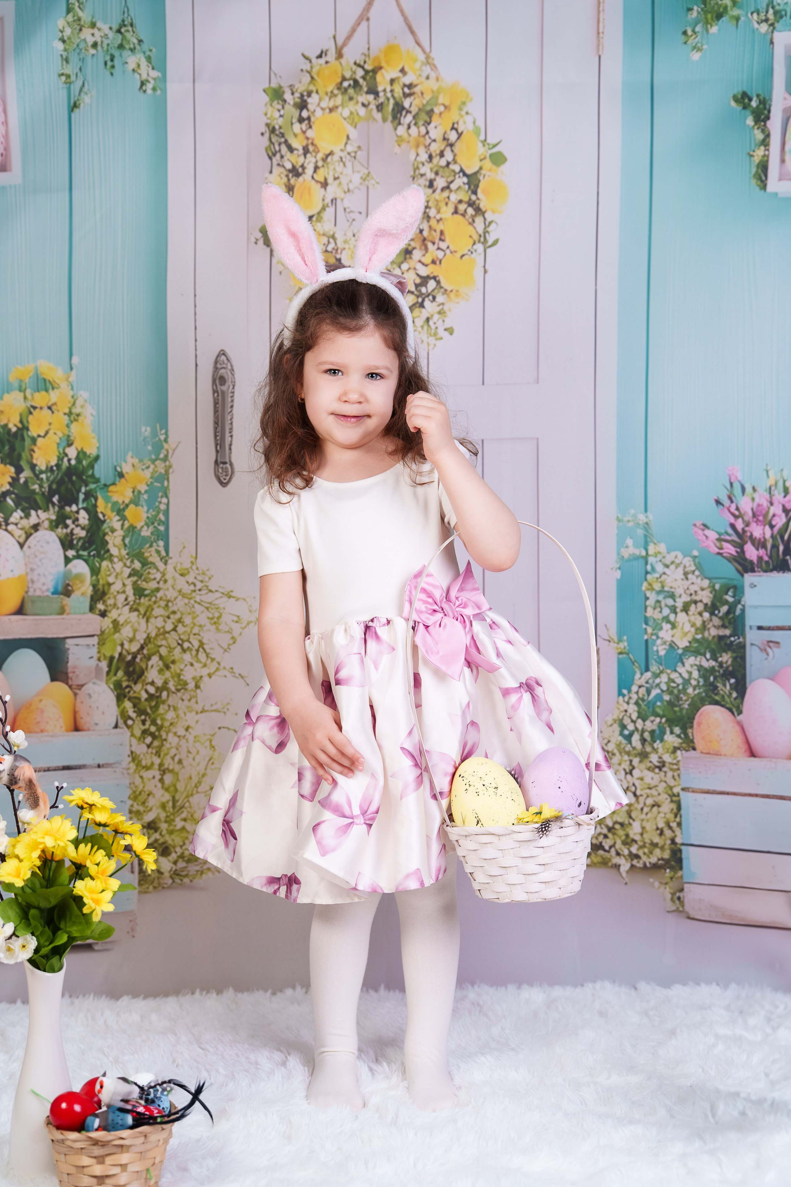 Sedinta foto Paste - Gradinita Miniterra. Liviu Andrei - Fotograf