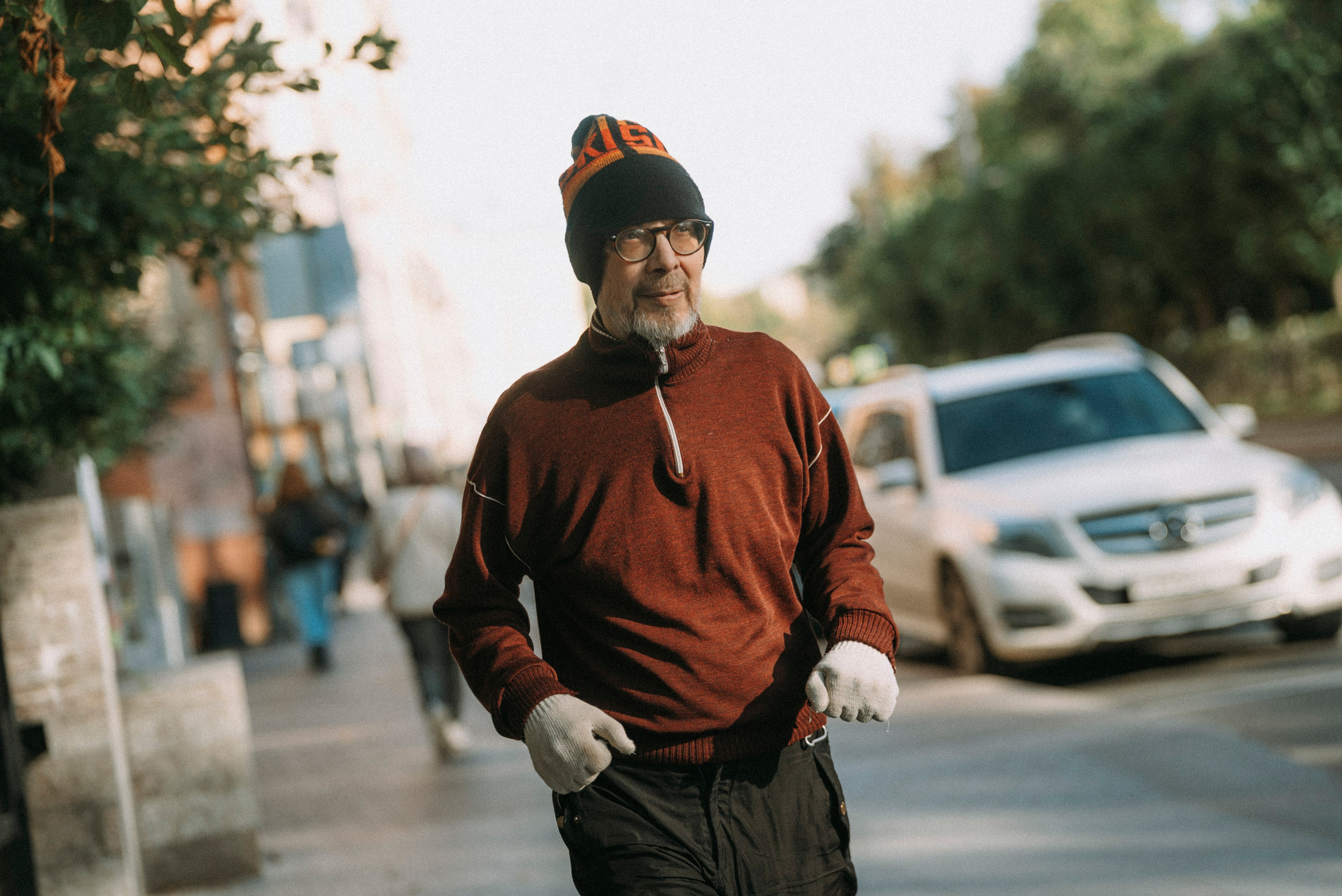 2025. Стрит-фотография, полная абсурда, идиотизма и красоты