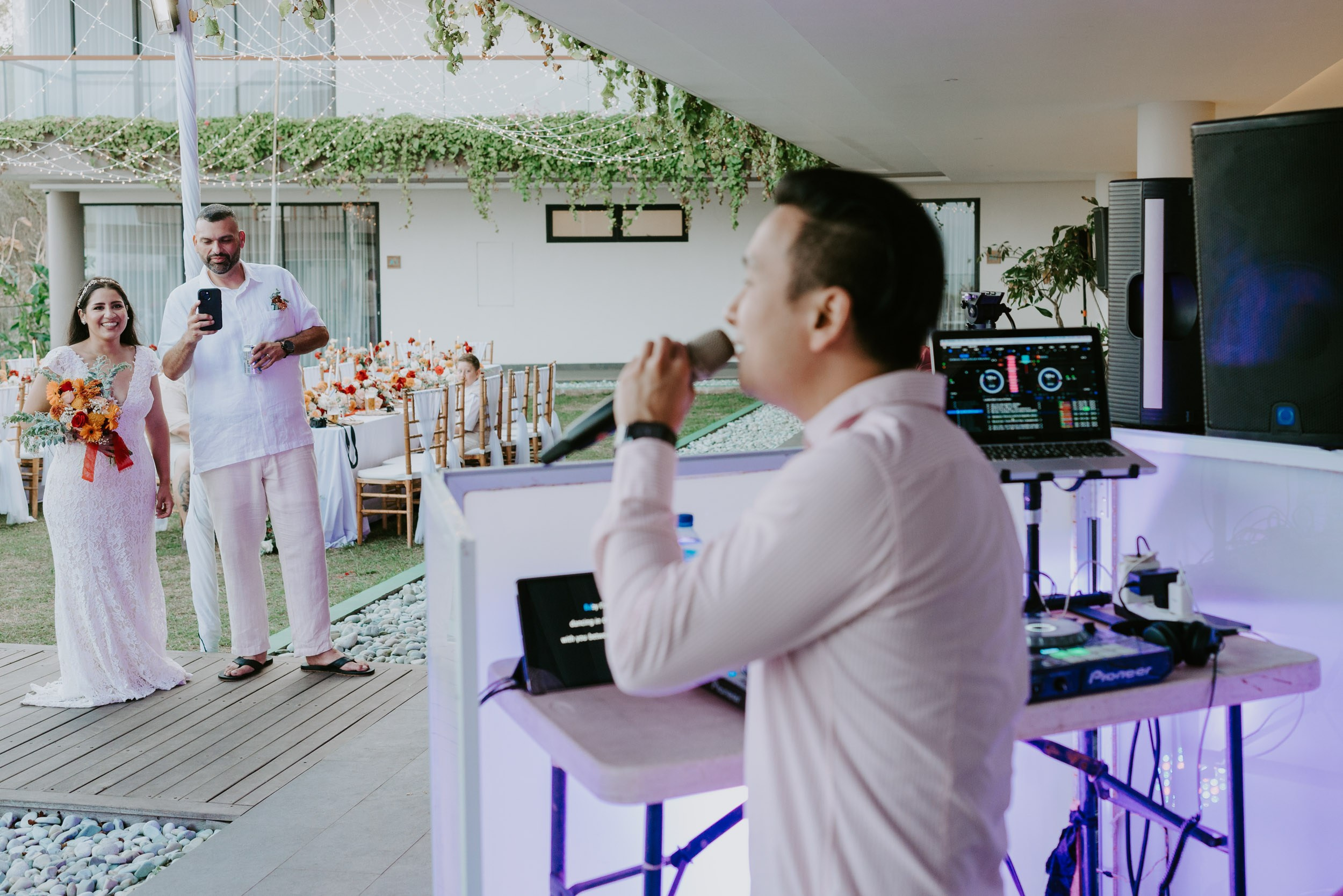 Bernardino & Ana. Female Photographer in Bali