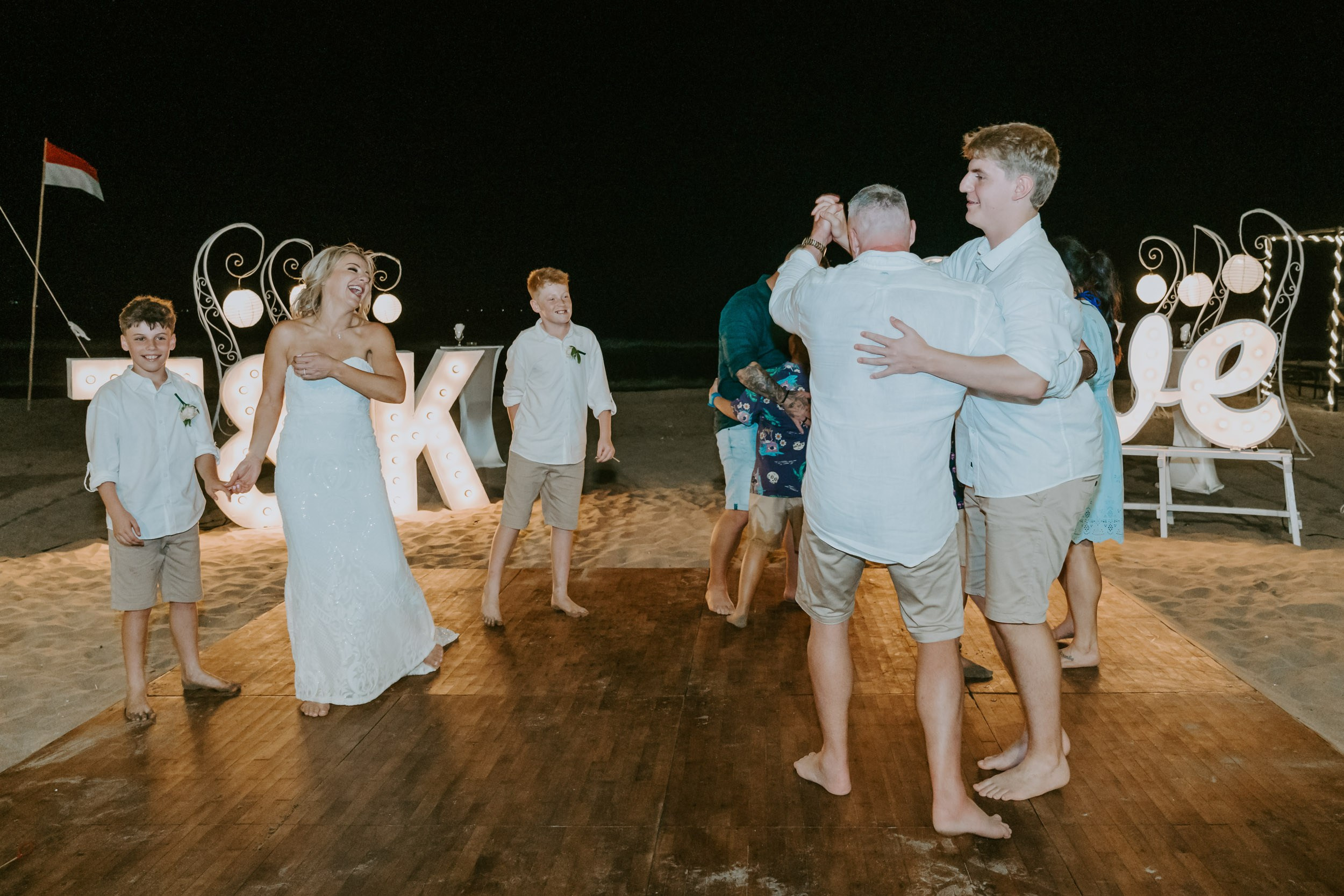 Kim & Ted. Female Photographer in Bali