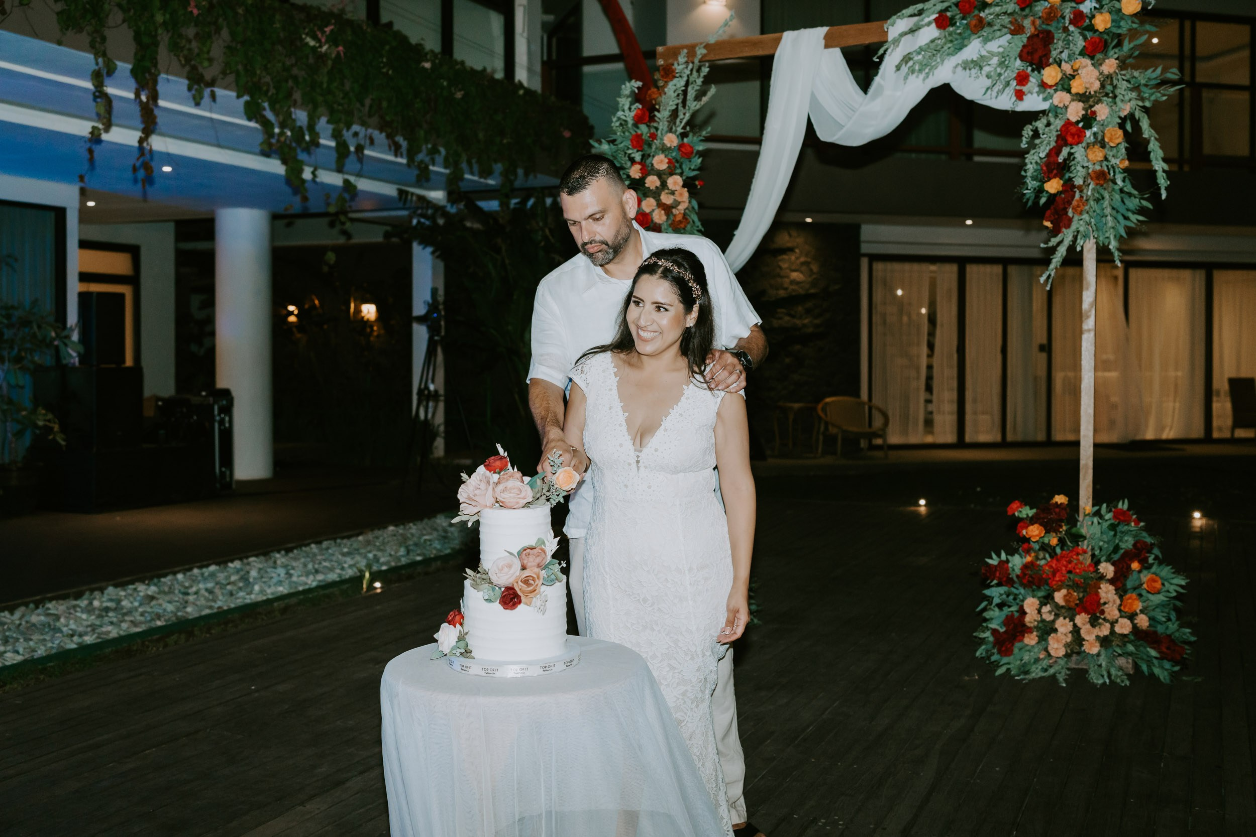 Bernardino & Ana. Female Photographer in Bali