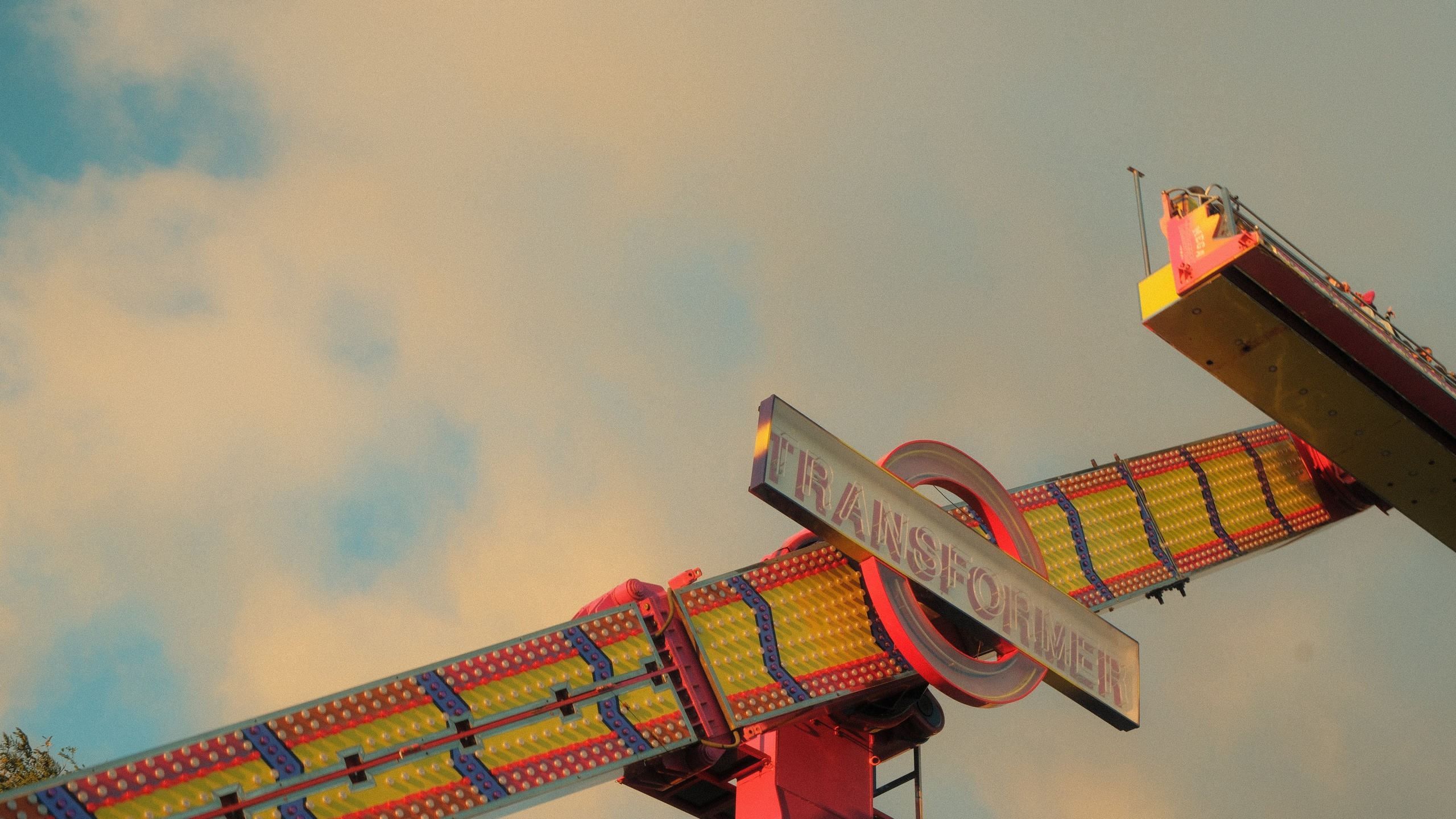 Funfair in Funchal. Portrait photographer in Madeira — Marina Shtukina