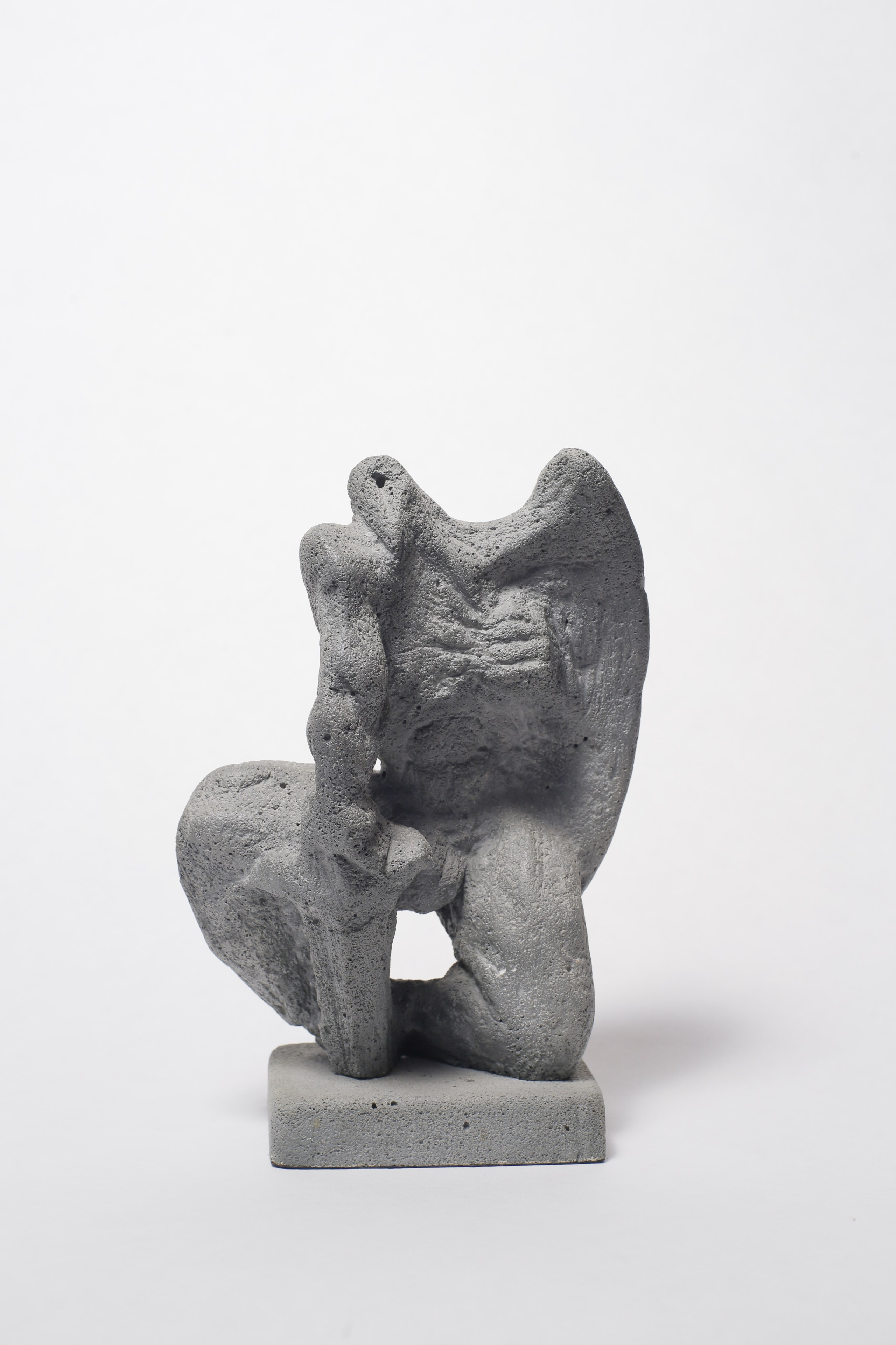 Воин с мечом 1993. Пенобетон