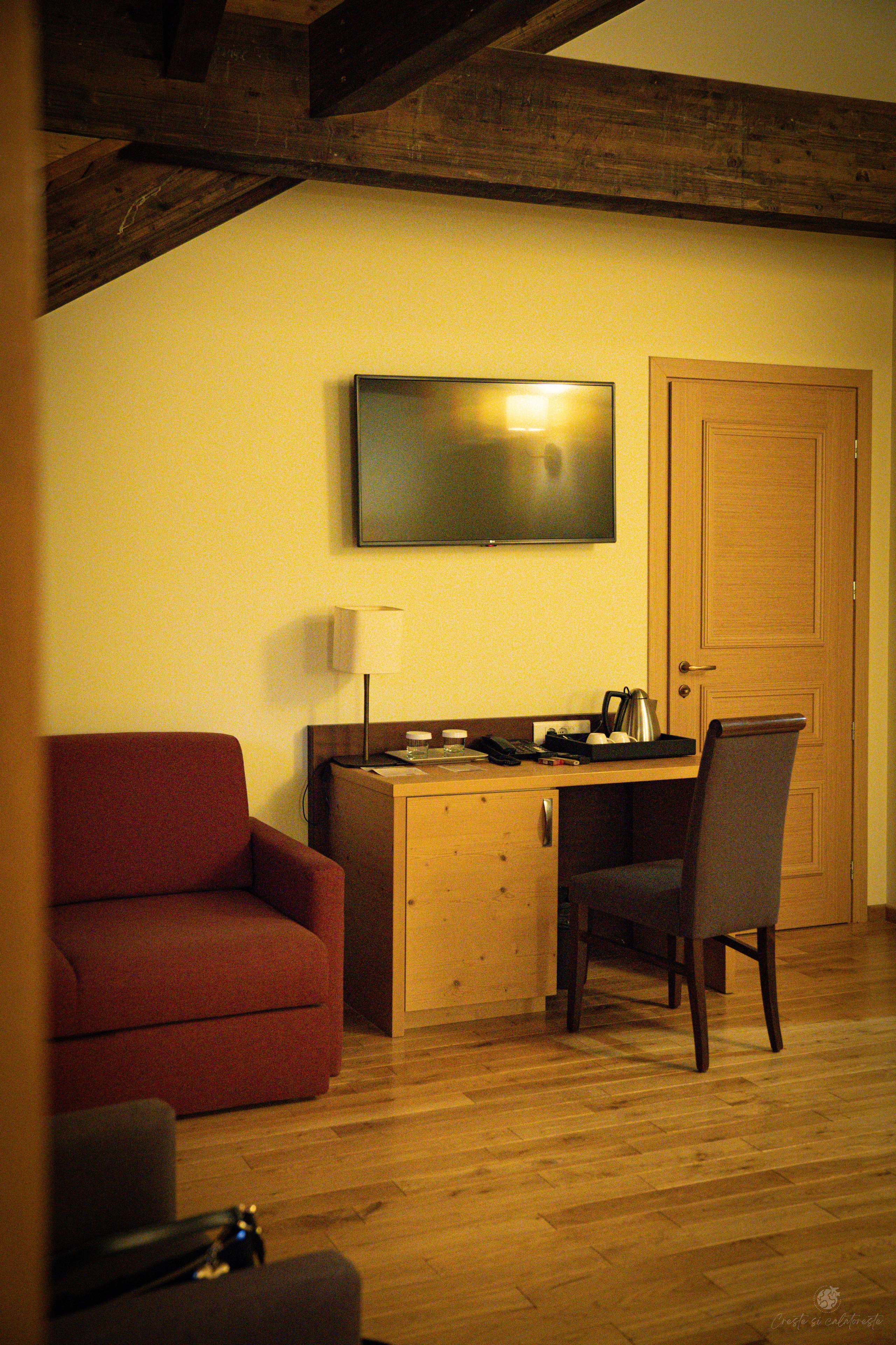 Ana Hotels. Creste si calatoreste