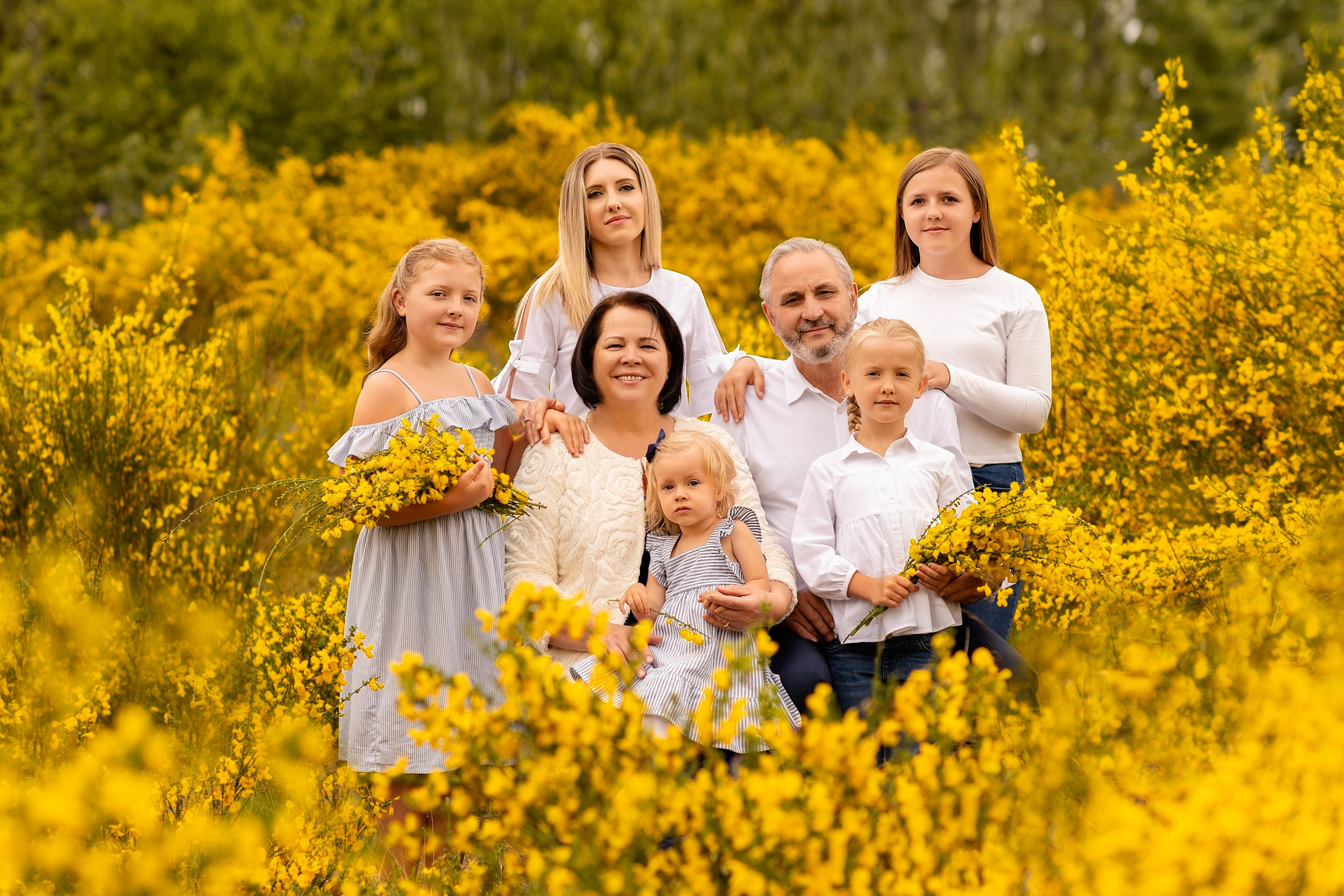 Lena’s family. Wedding & family photography in Seattle area. Helen Michelle photographer