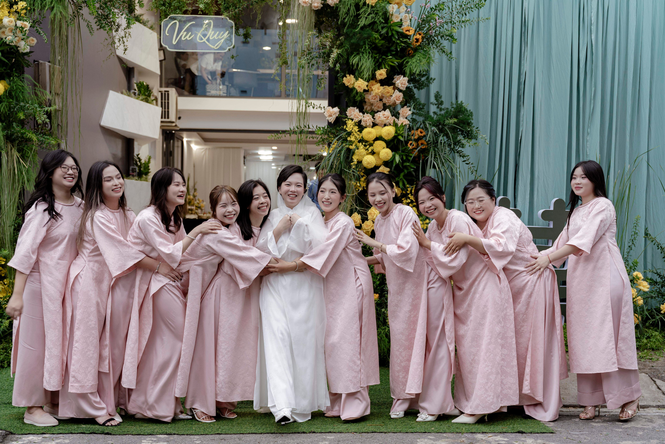 JOE & MIA. WEDDING PHOTOGRAPHER IN VIETNAM