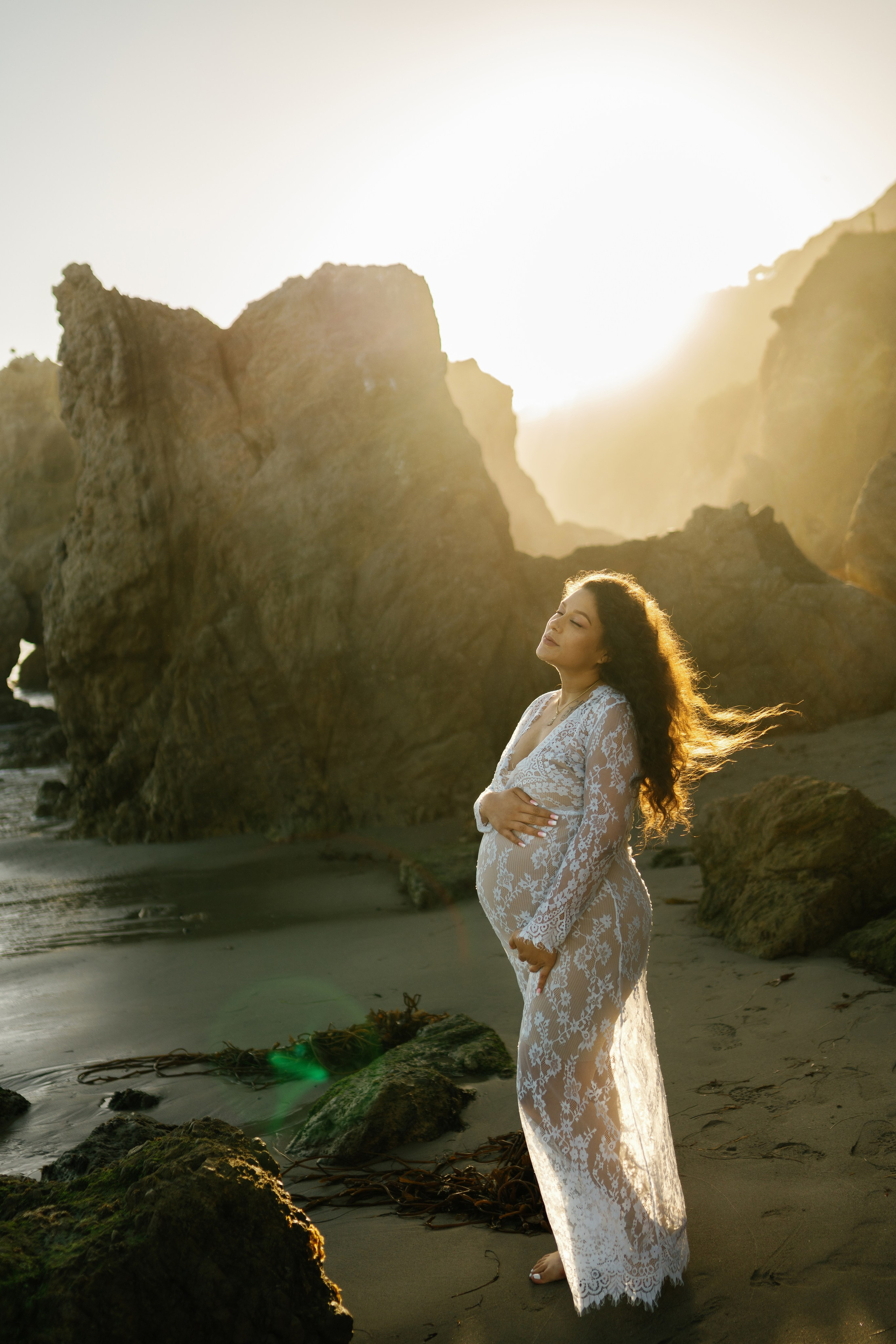 El Matador Beach Maternity Session. Wedding Photography & Videography Team in California, Los Angeles, San Francisco, San Diego and Travel