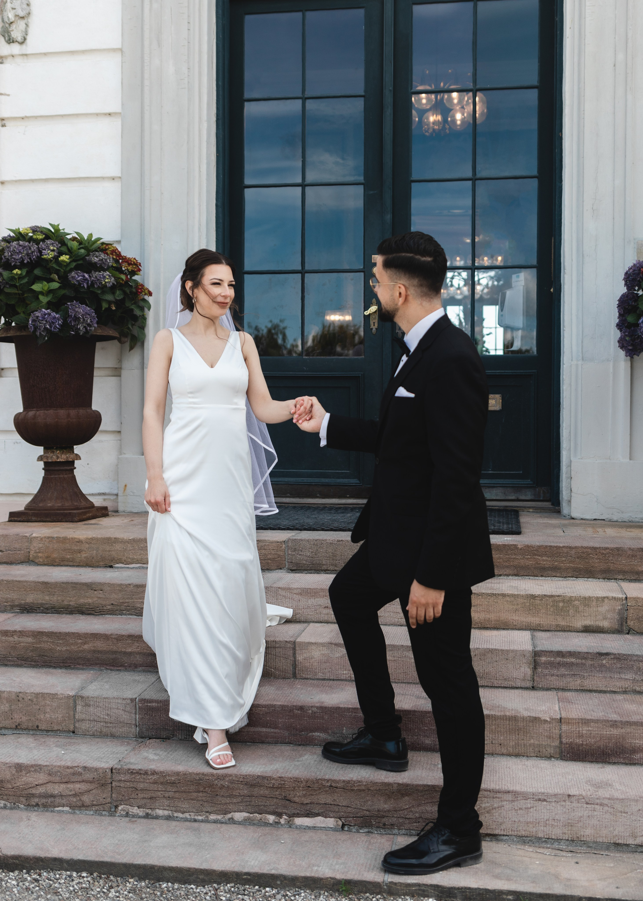 Vida | Martin. Professional wedding photographer in Copenhagen, Denmark — Julia Byron