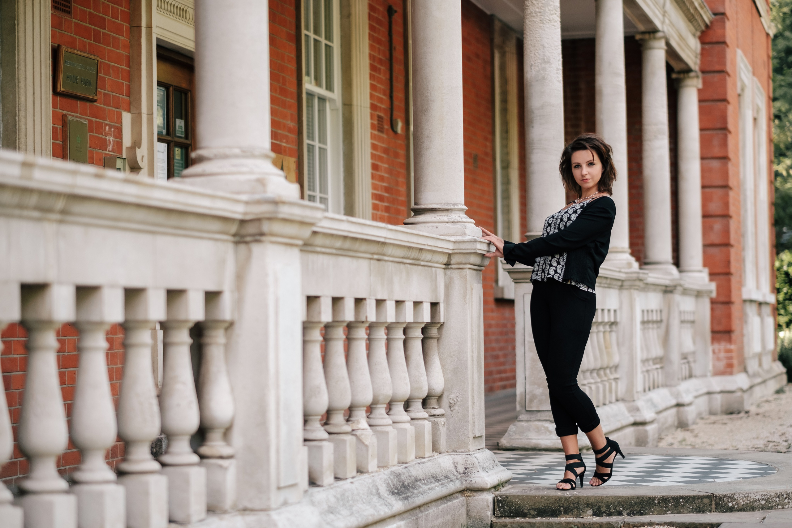 Urban fashion. Fashion and portrait photographer in London Roman Pilipenko