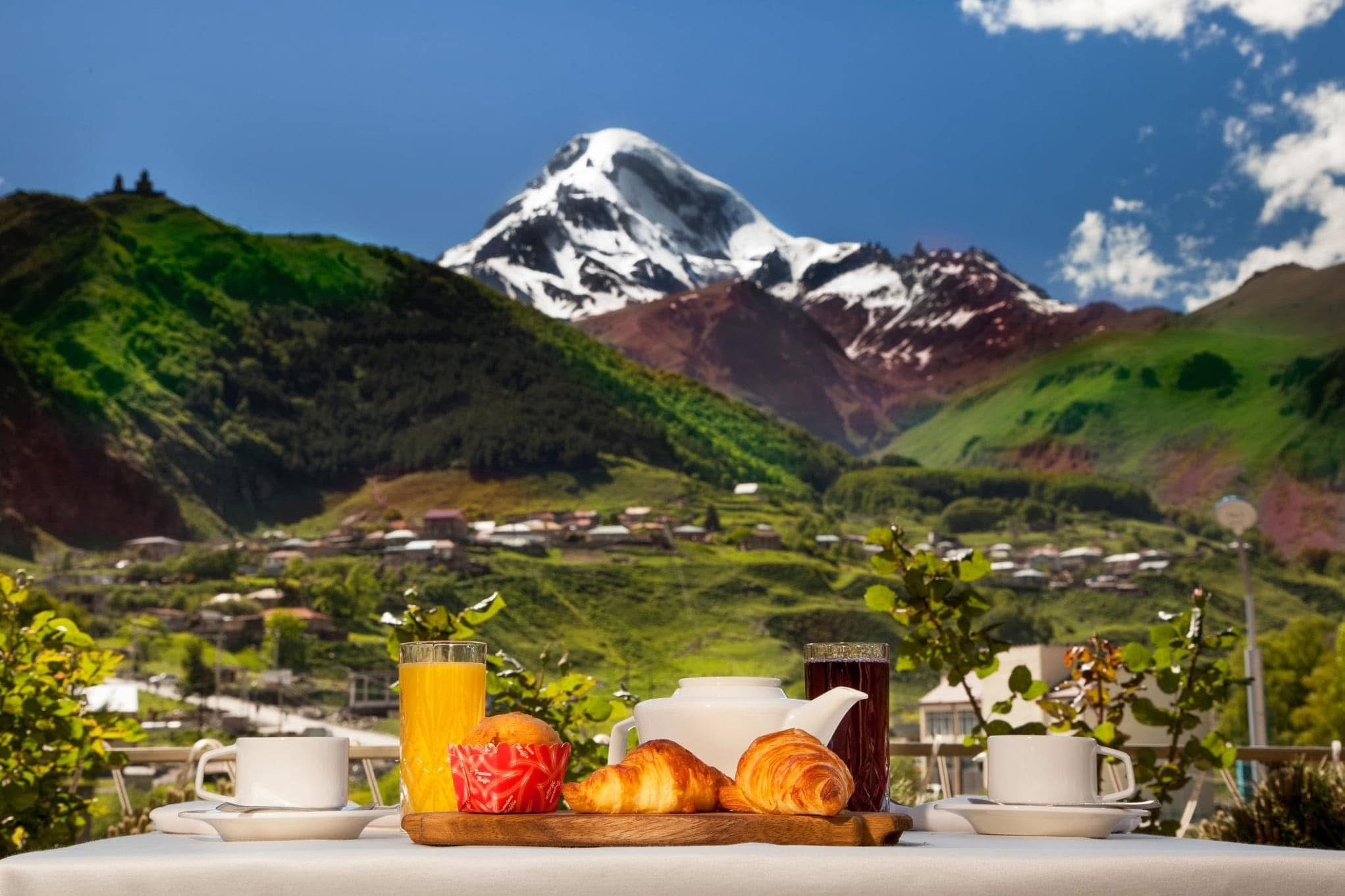 Porta Caucasia. Главная