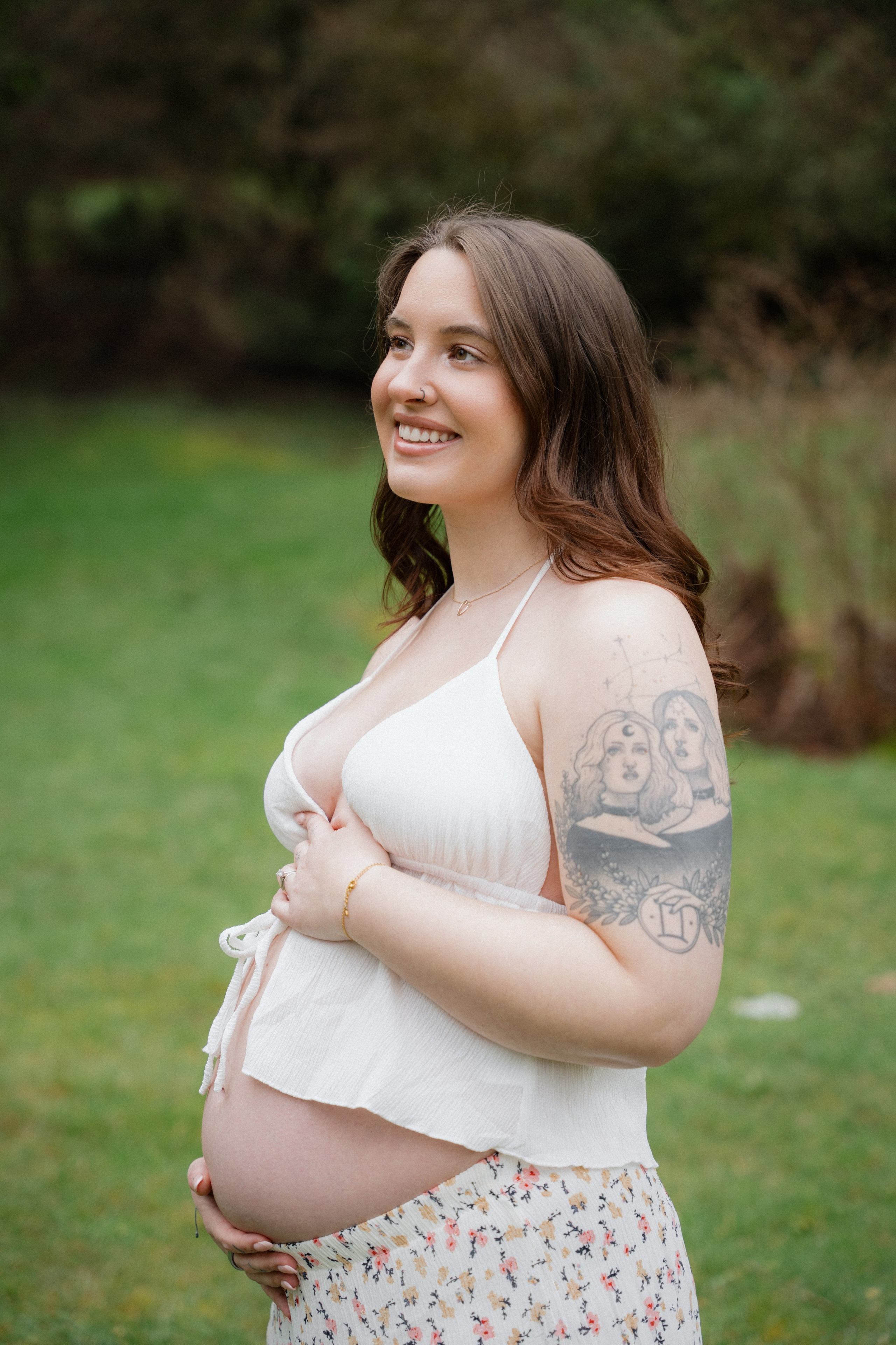 Sara maternity. Photographer in Washington Sophia D